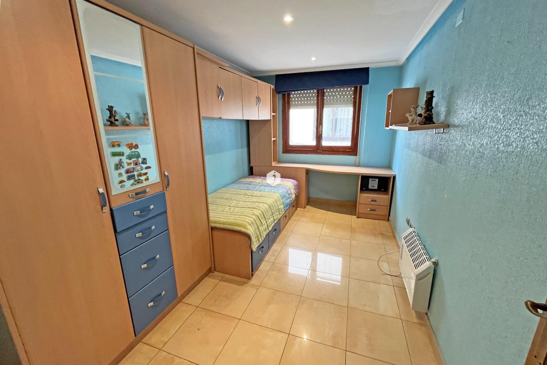 Segunda mano - Apartamento / piso -
Formentera del Segura - Palacios