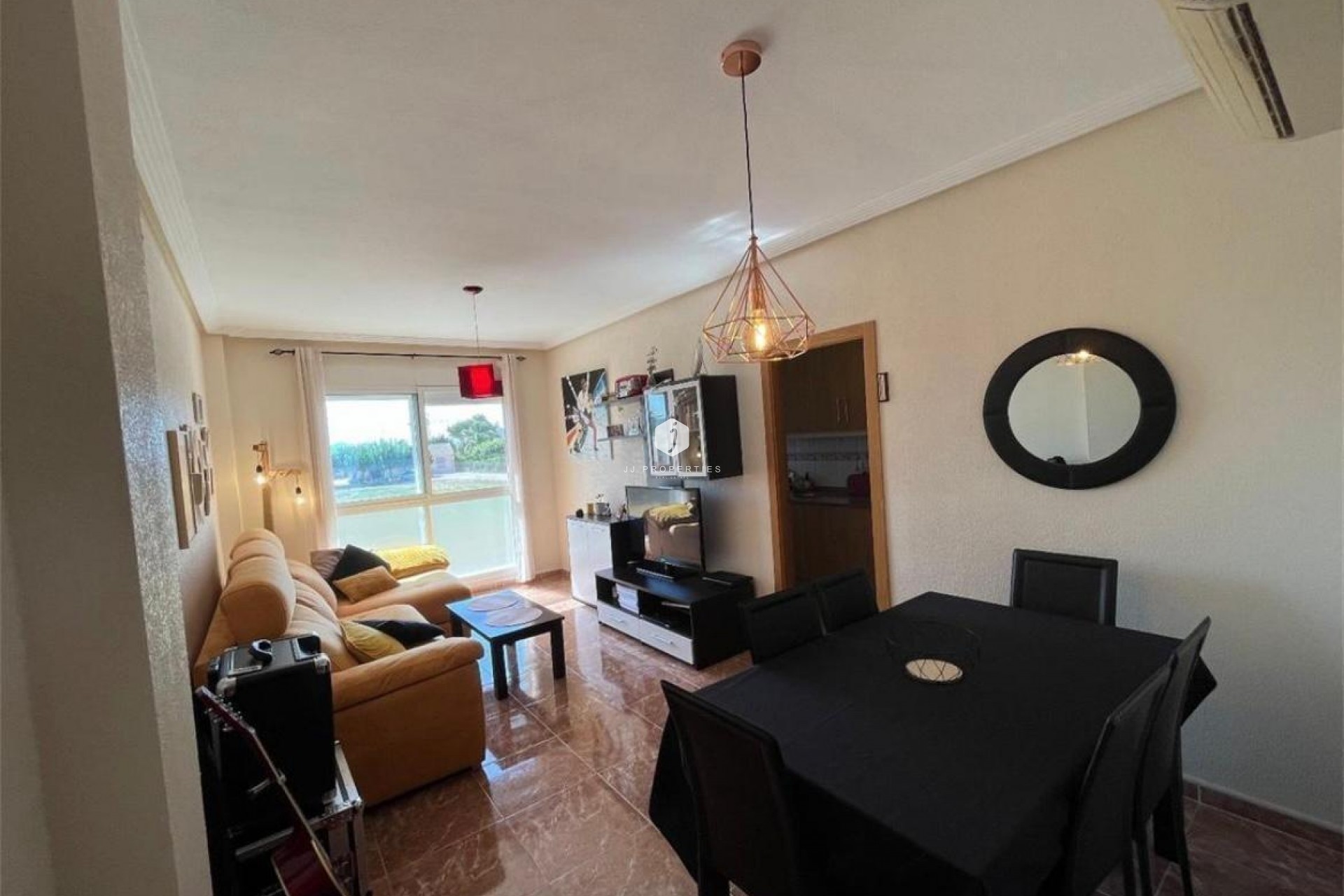 Segunda mano - Apartamento / piso -
Formentera del Segura