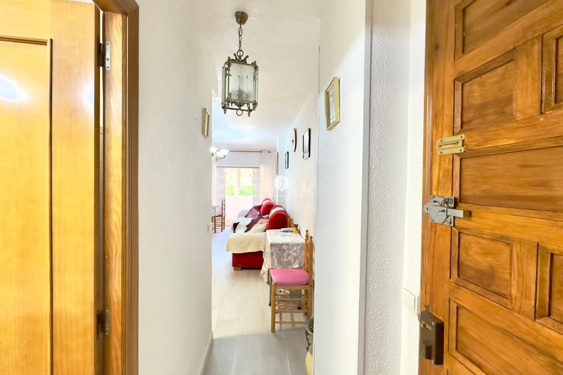 Segunda mano - Apartamento / piso -
Guardamar del Segura - Centro