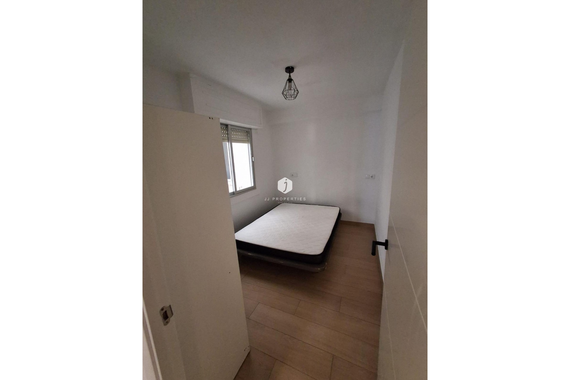 Segunda mano - Apartamento / piso -
Guardamar del Segura - Guardamar Playa