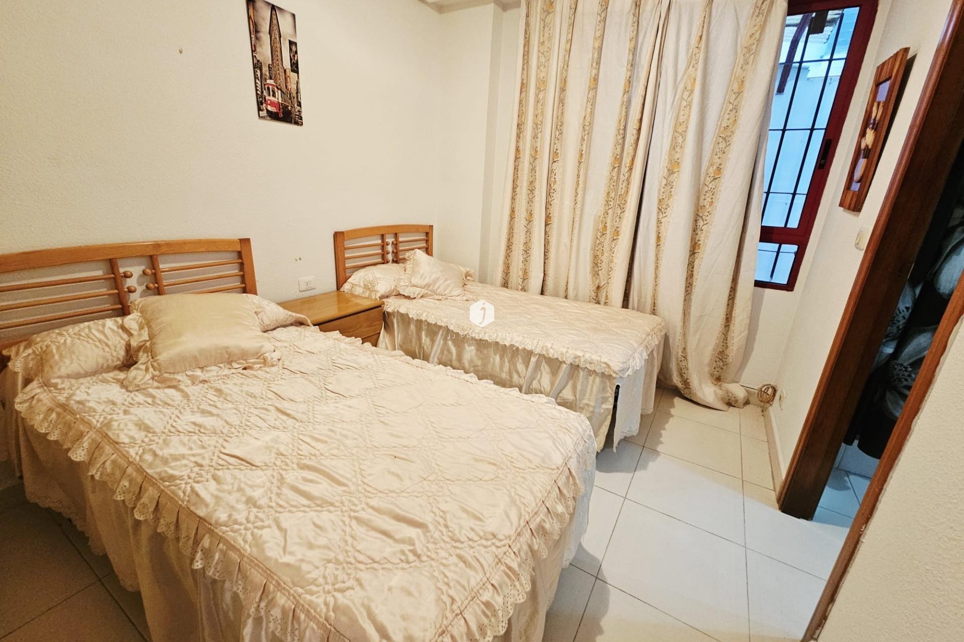 Segunda mano - Apartamento / piso -
Guardamar del Segura - Pueblo