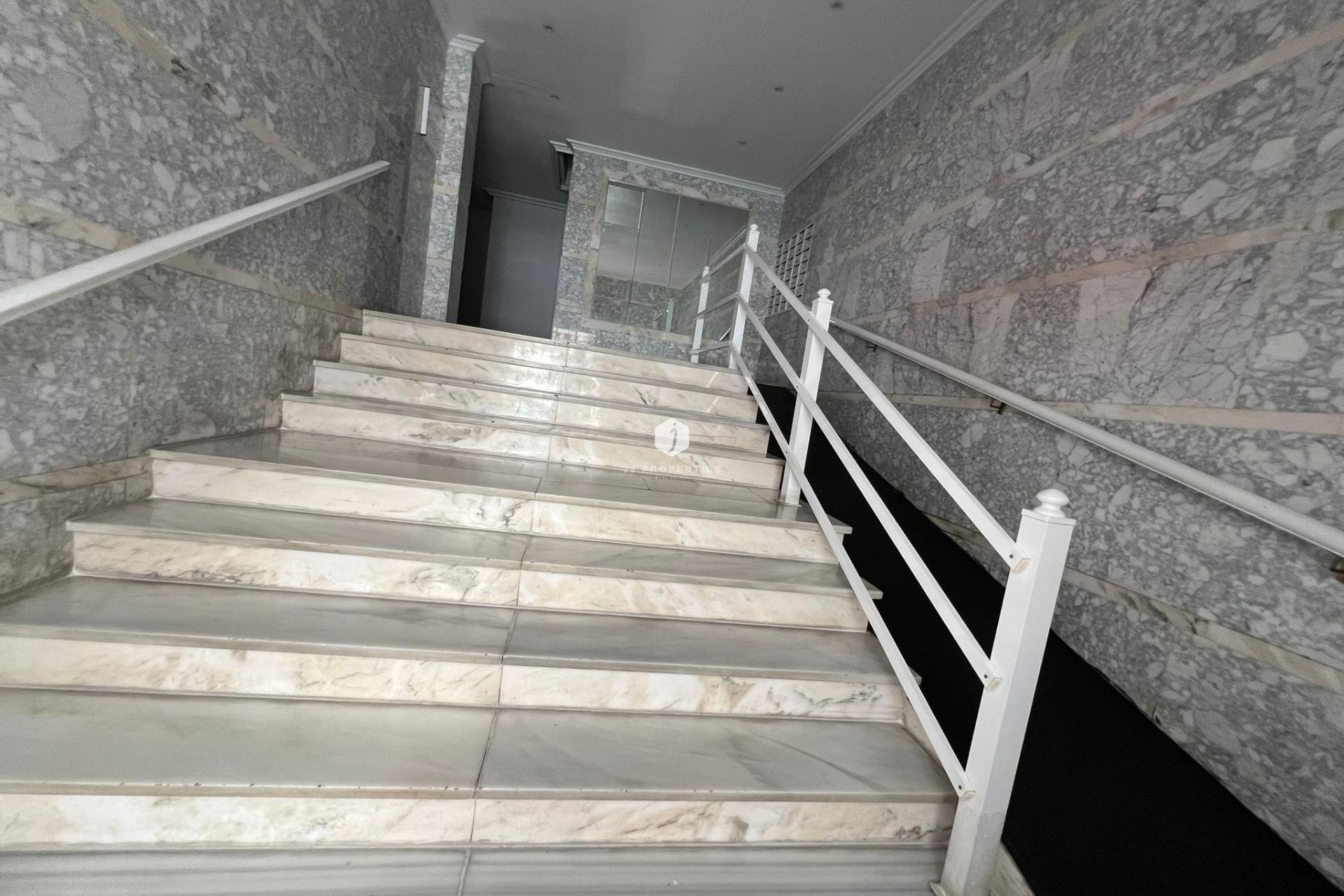 Segunda mano - Apartamento / piso -
Guardamar del Segura - Pueblo