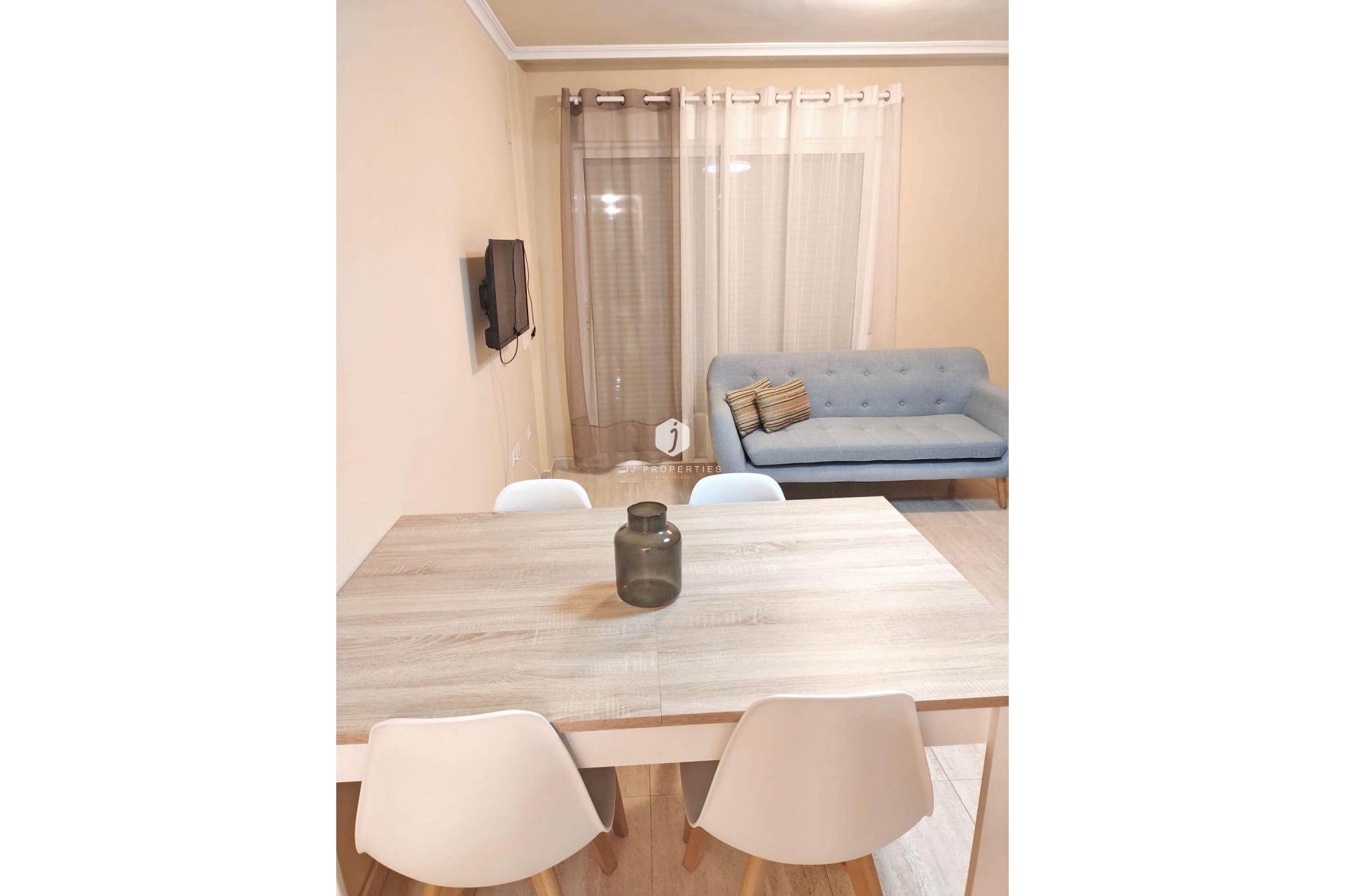 Segunda mano - Apartamento / piso -
Guardamar del Segura - puerto deportivo