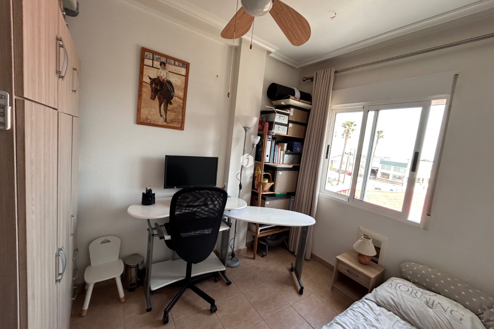 Segunda mano - Apartamento / piso -
Jacarilla - Inland