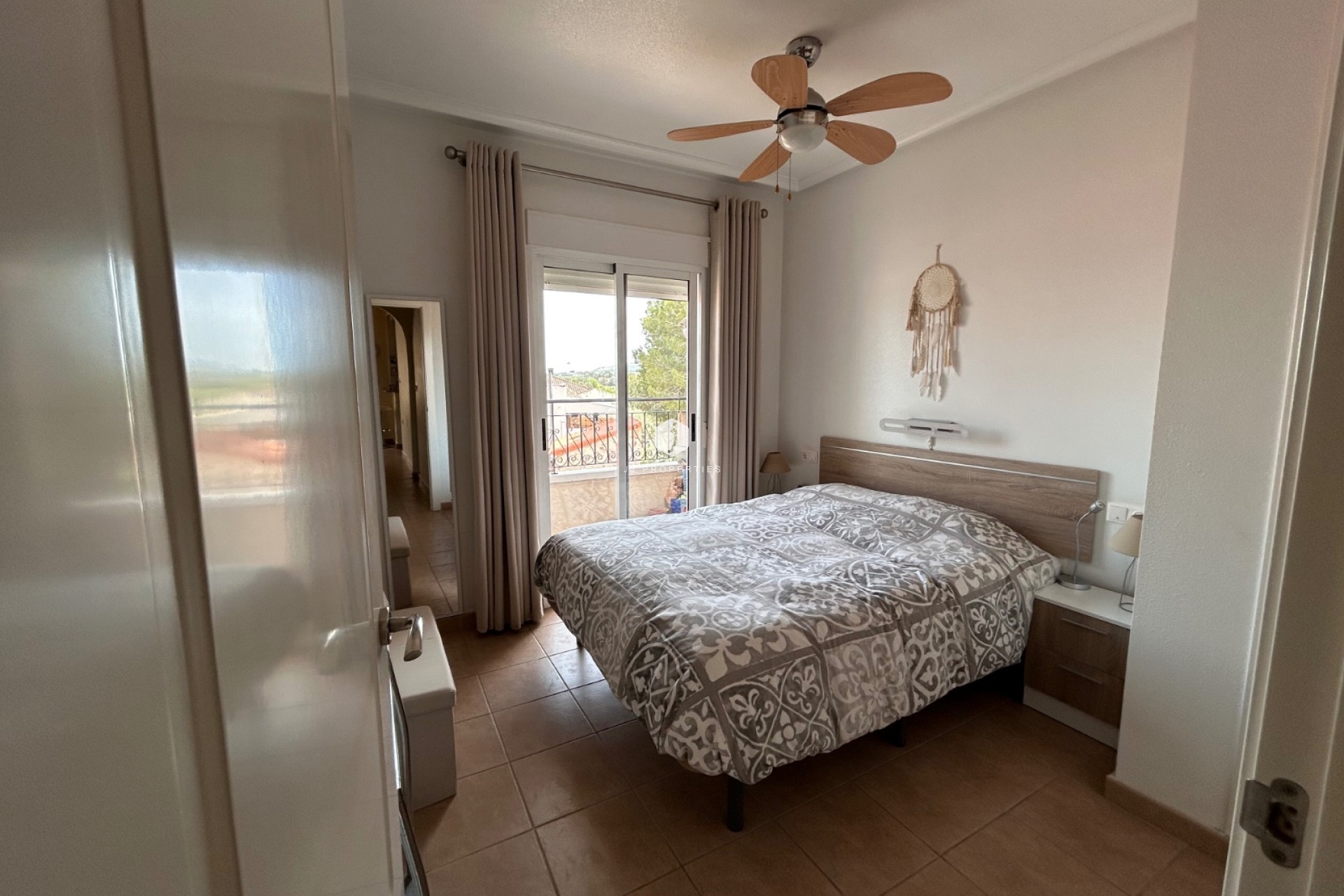 Segunda mano - Apartamento / piso -
Jacarilla - Inland