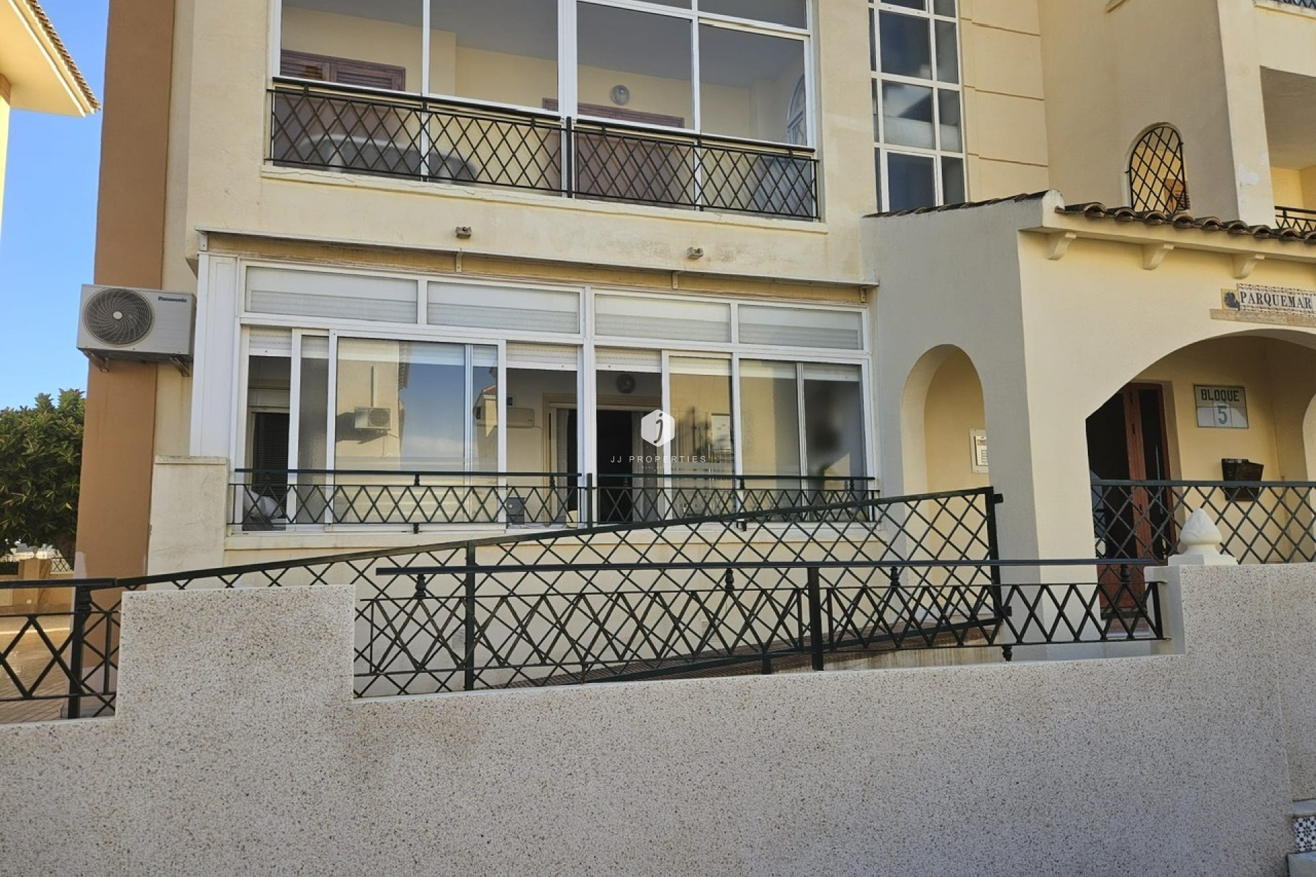 Segunda mano - Apartamento / piso -
La Mata - Costa Blanca