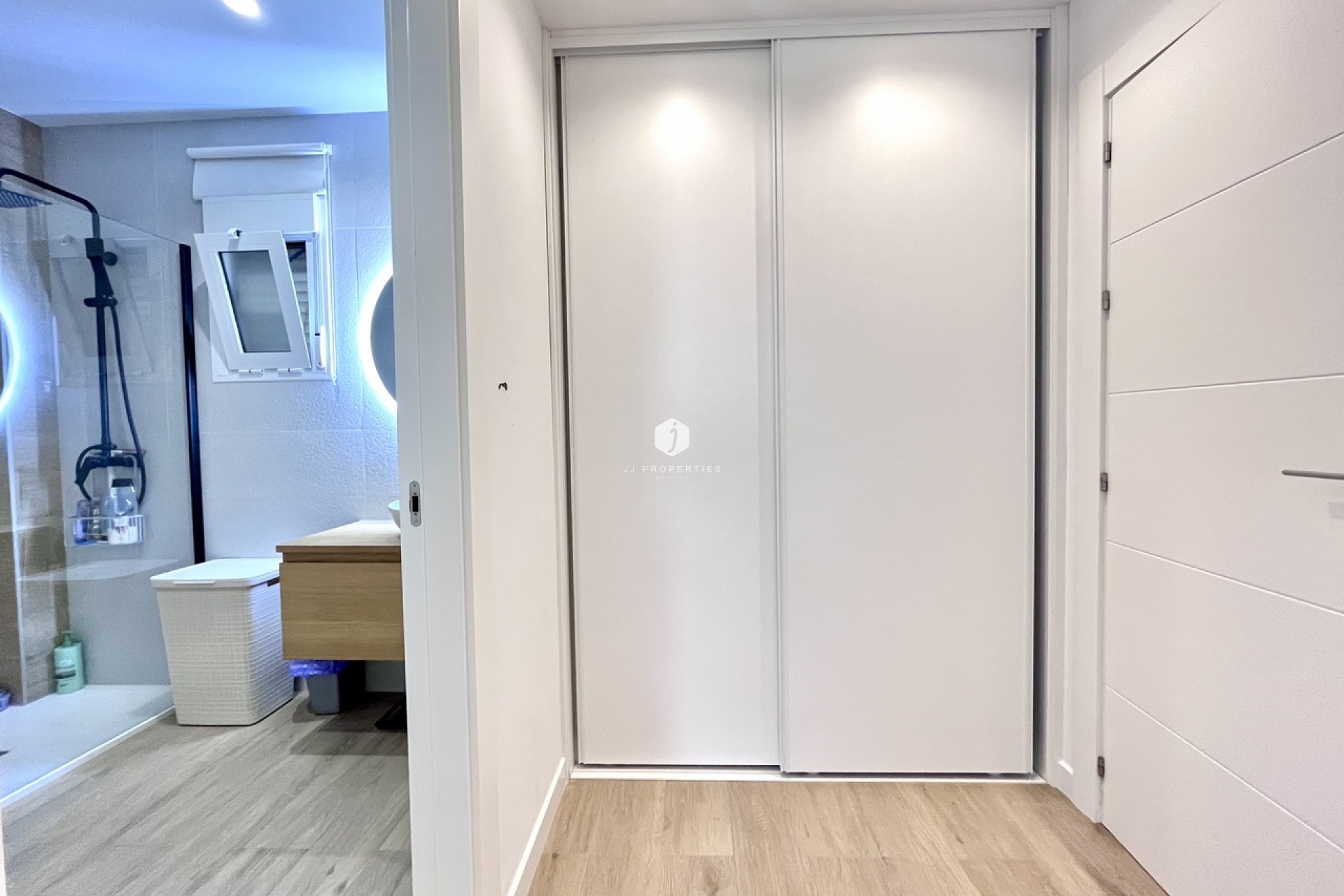 Segunda mano - Apartamento / piso -
La Mata - Costa Blanca