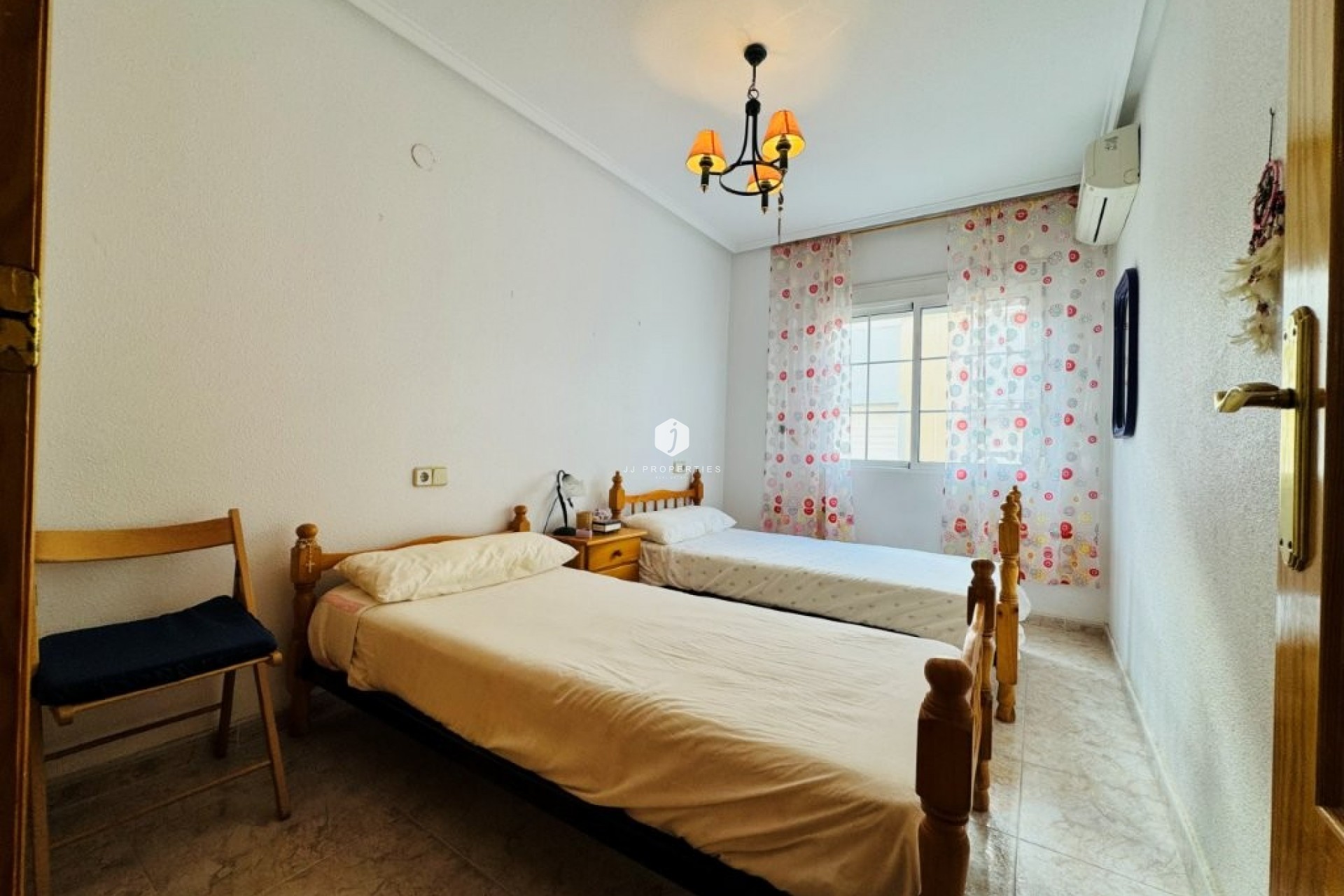 Segunda mano - Apartamento / piso -
La Mata - Costa Blanca