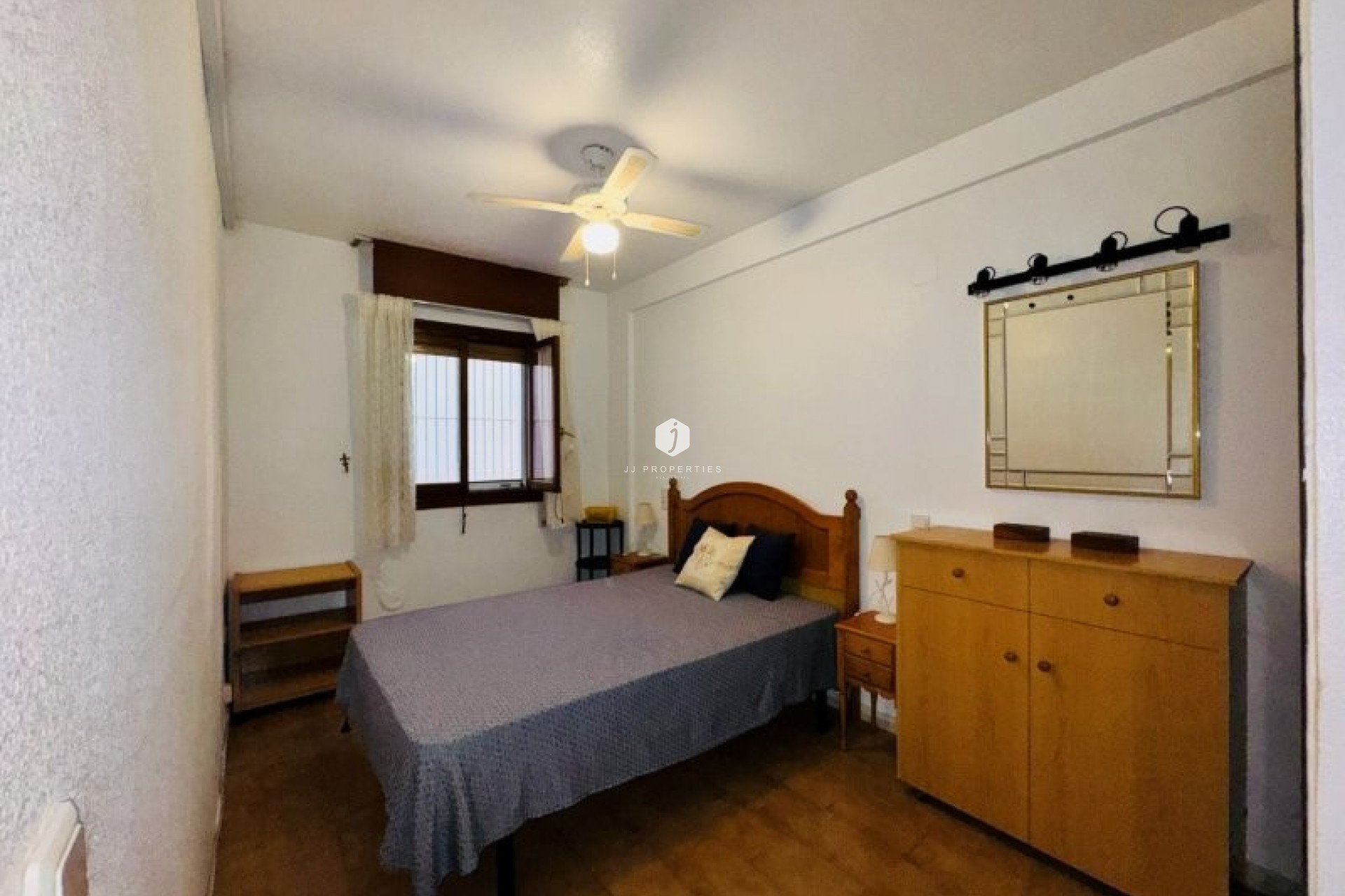 Segunda mano - Apartamento / piso -
La Mata - Costa Blanca