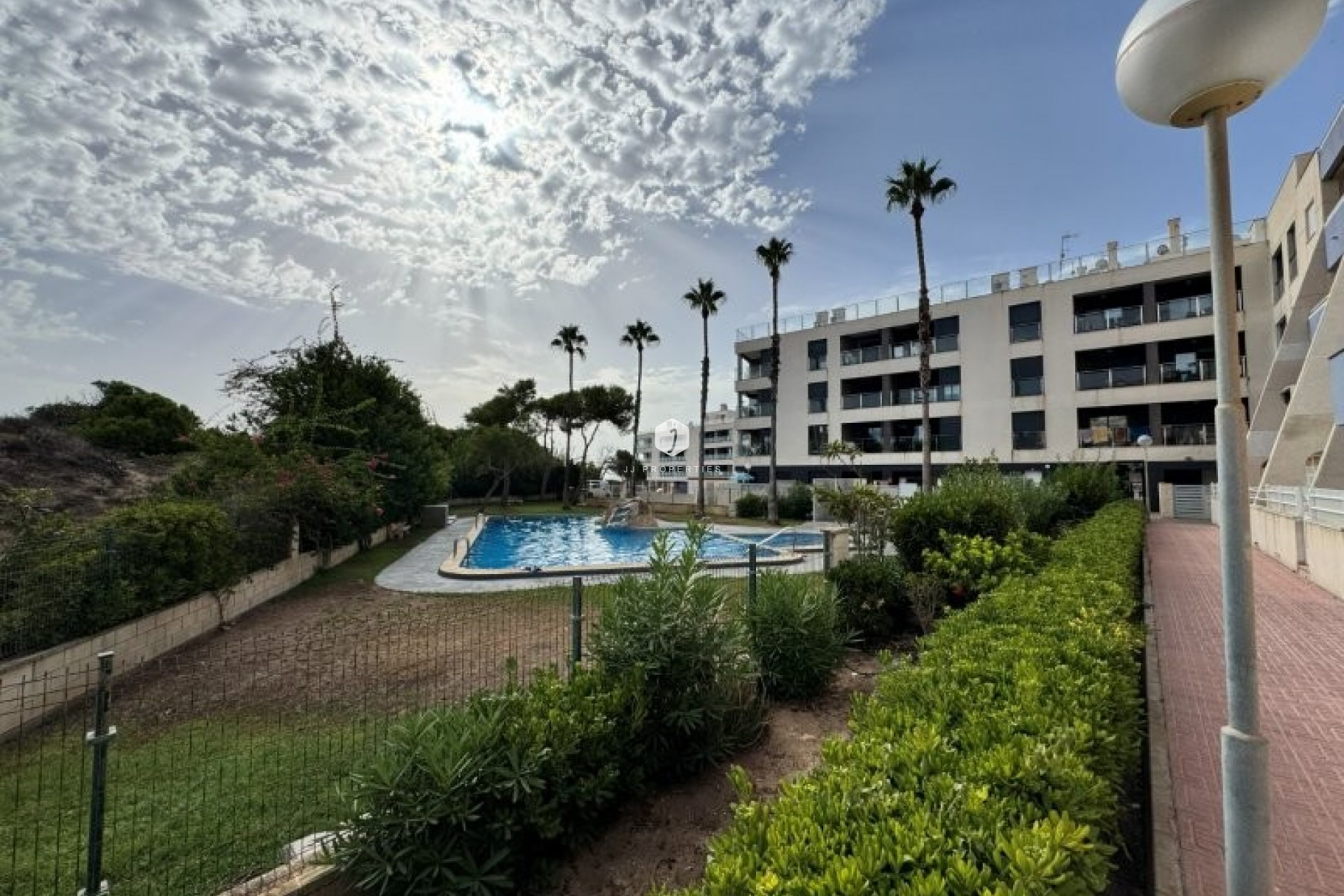 Segunda mano - Apartamento / piso -
La Mata - Costa Blanca