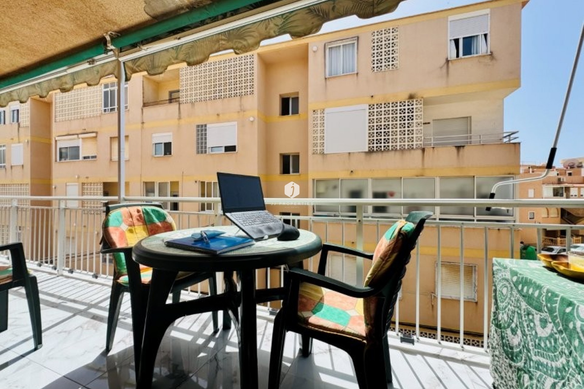 Segunda mano - Apartamento / piso -
La Mata - Costa Blanca