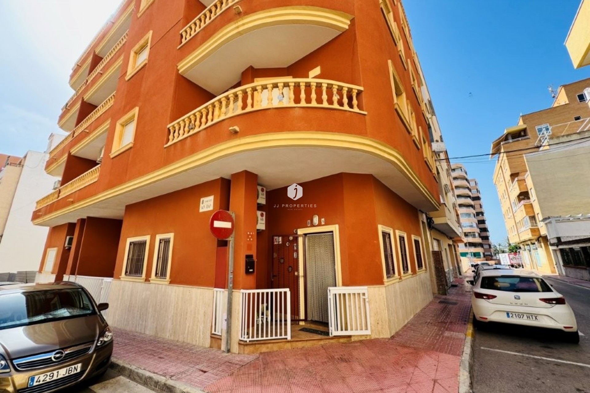 Segunda mano - Apartamento / piso -
La Mata - Costa Blanca
