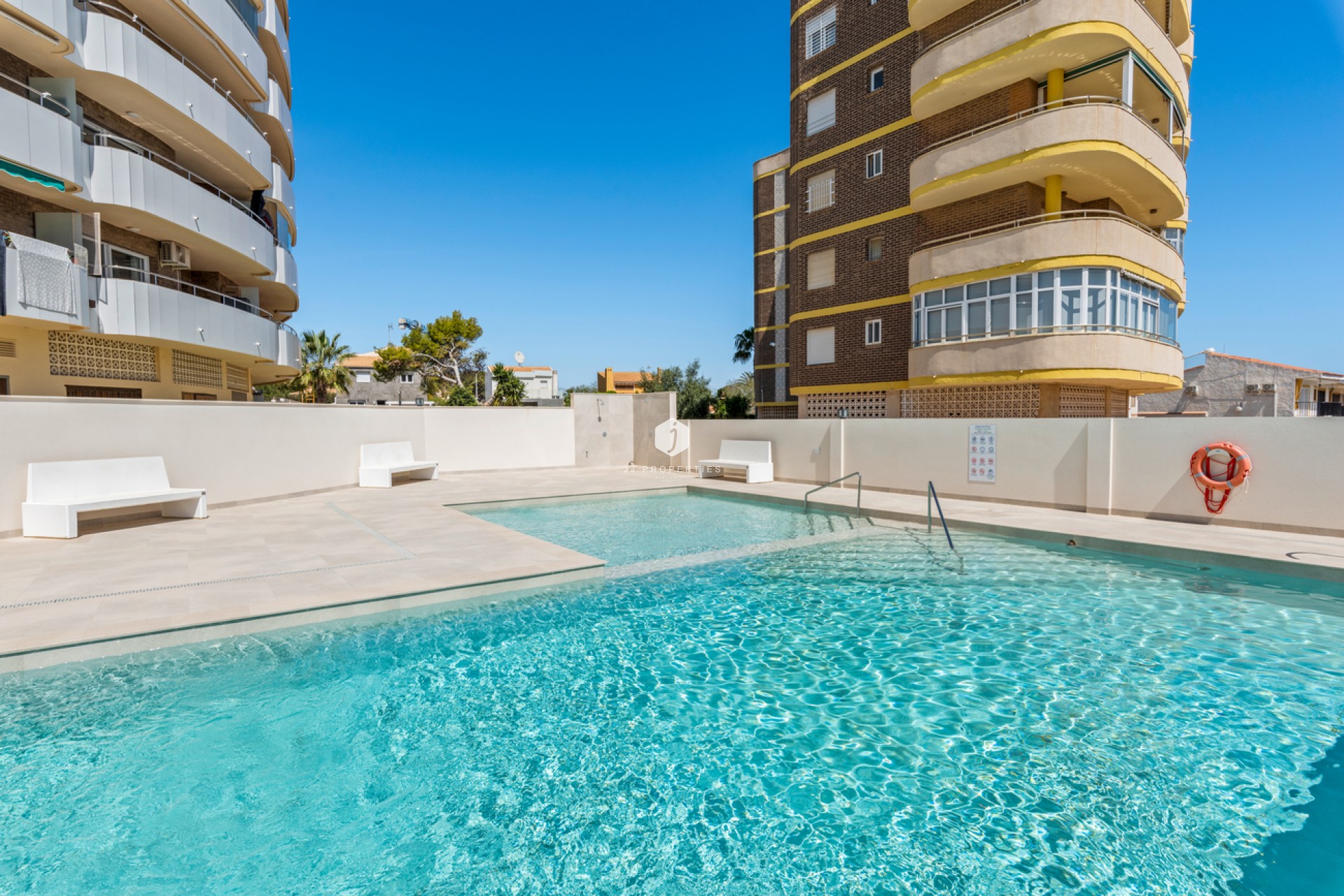 Segunda mano - Apartamento / piso -
La Zenia - Costa Blanca