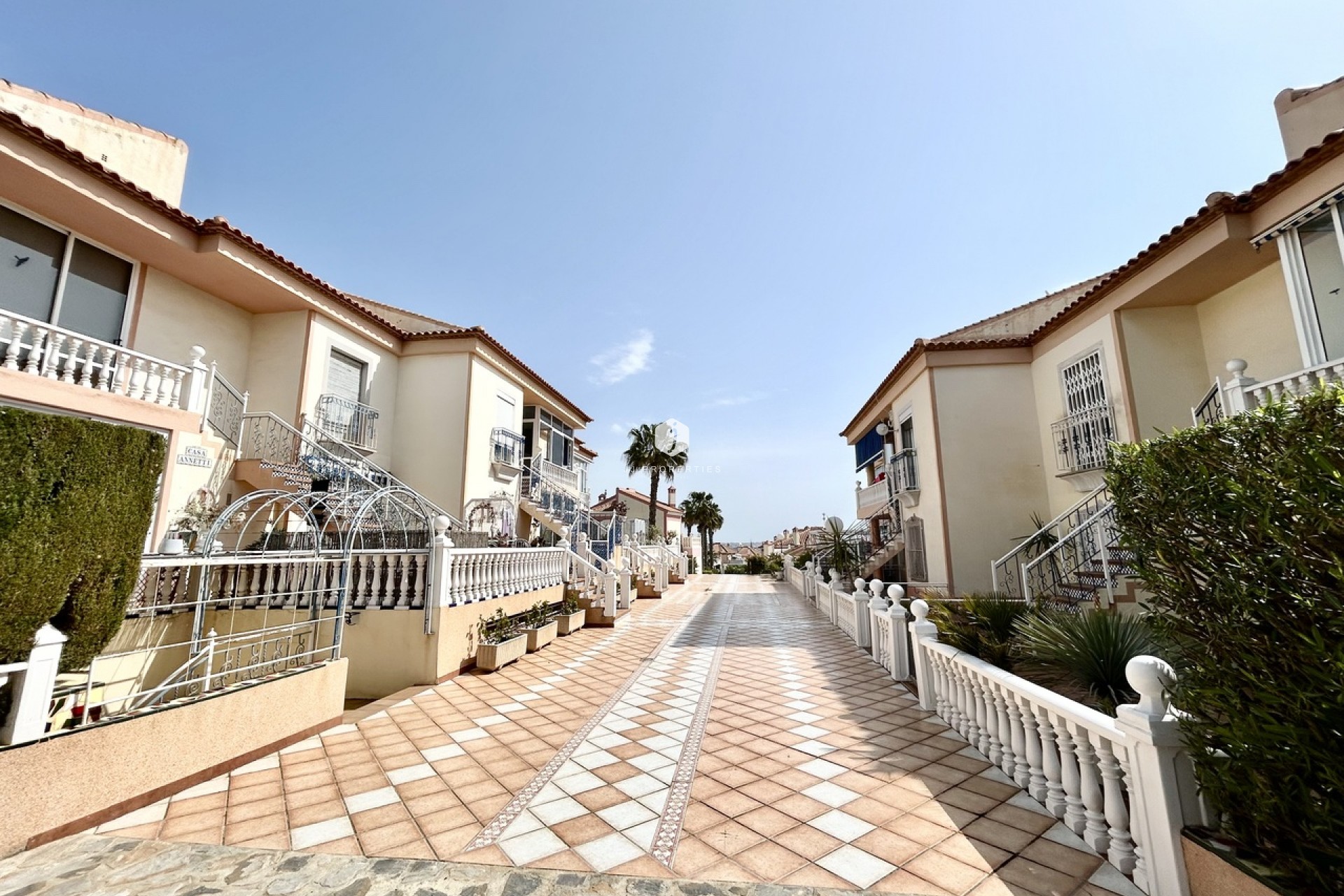 Segunda mano - Apartamento / piso -
Los Altos - Costa Blanca