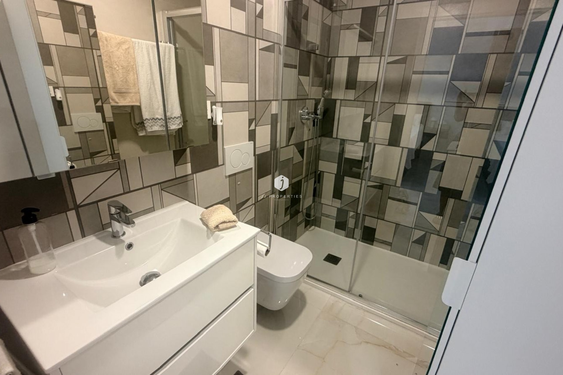 Segunda mano - Apartamento / piso -
Los Altos - Costa Blanca