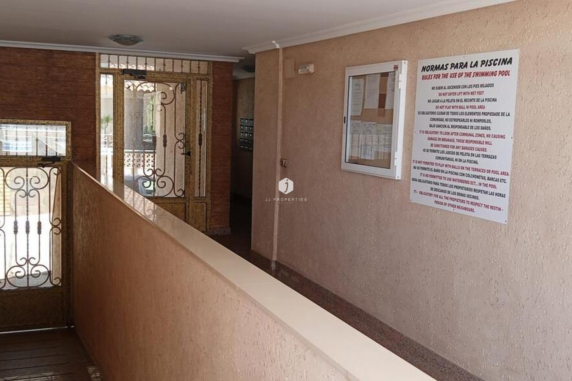 Segunda mano - Apartamento / piso -
Los Montesinos - PUEBLO CENTRO