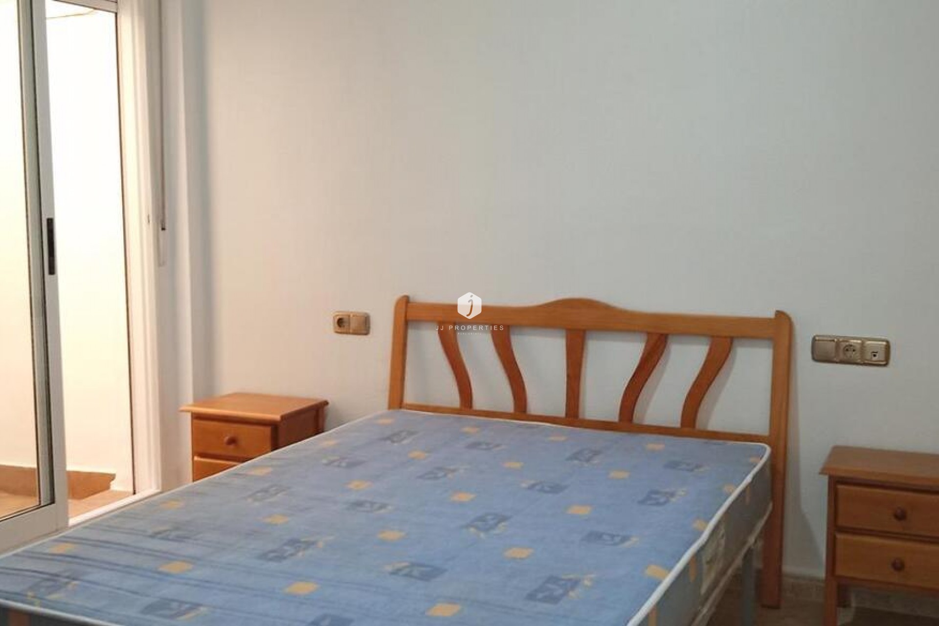 Segunda mano - Apartamento / piso -
Los Montesinos - PUEBLO CENTRO