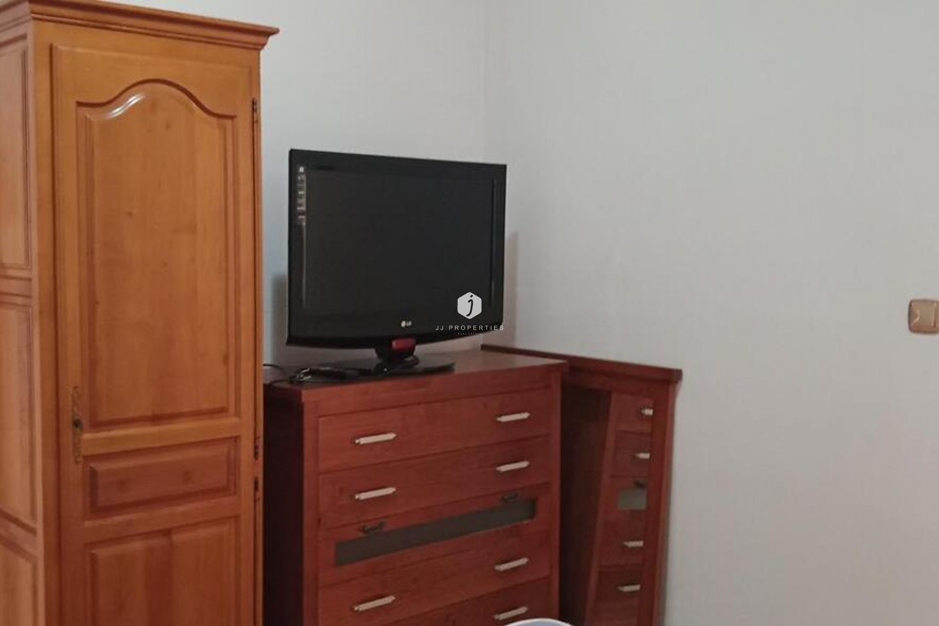 Segunda mano - Apartamento / piso -
Los Montesinos - PUEBLO CENTRO
