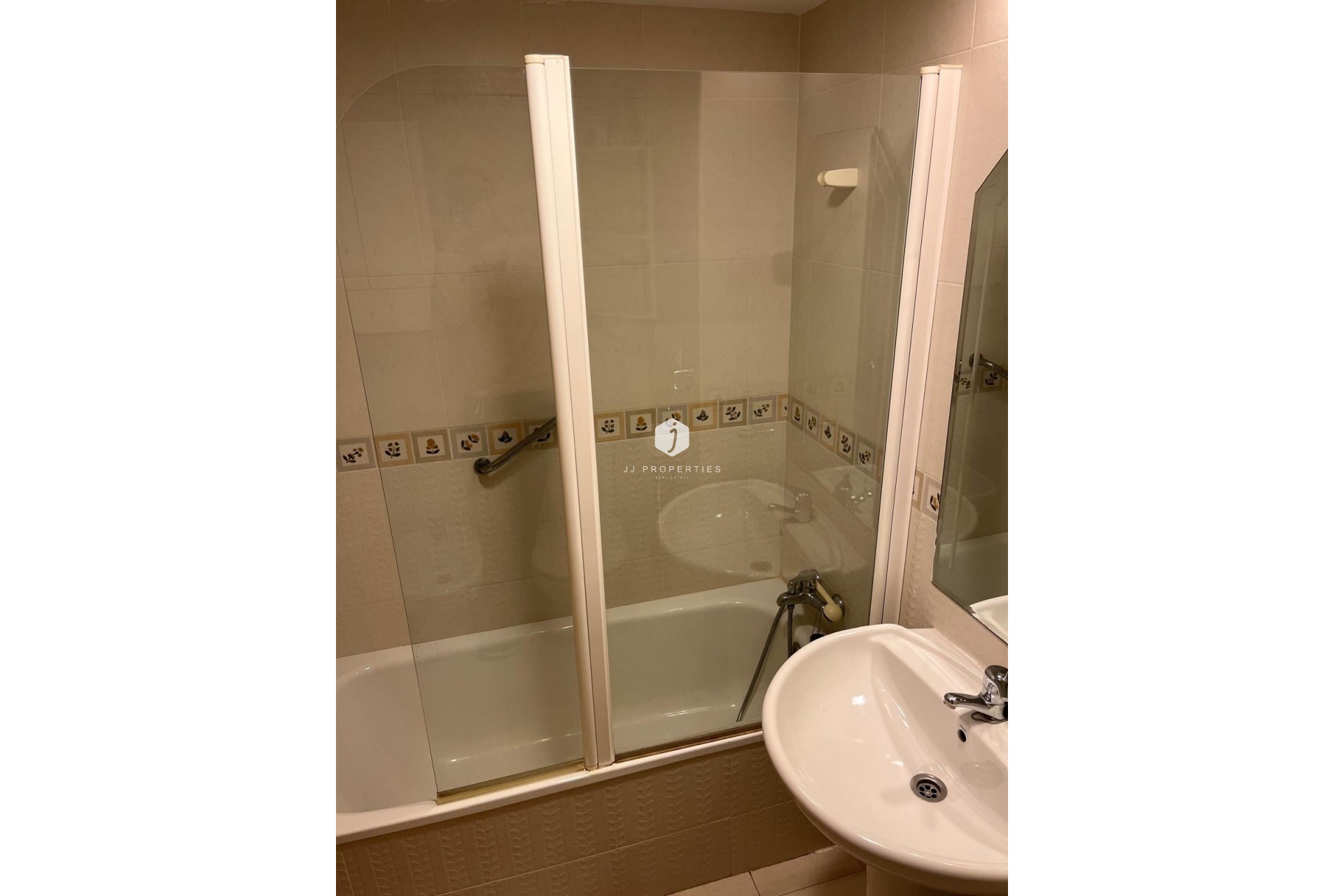 Segunda mano - Apartamento / piso -
Orihuela Costa - Campoamor