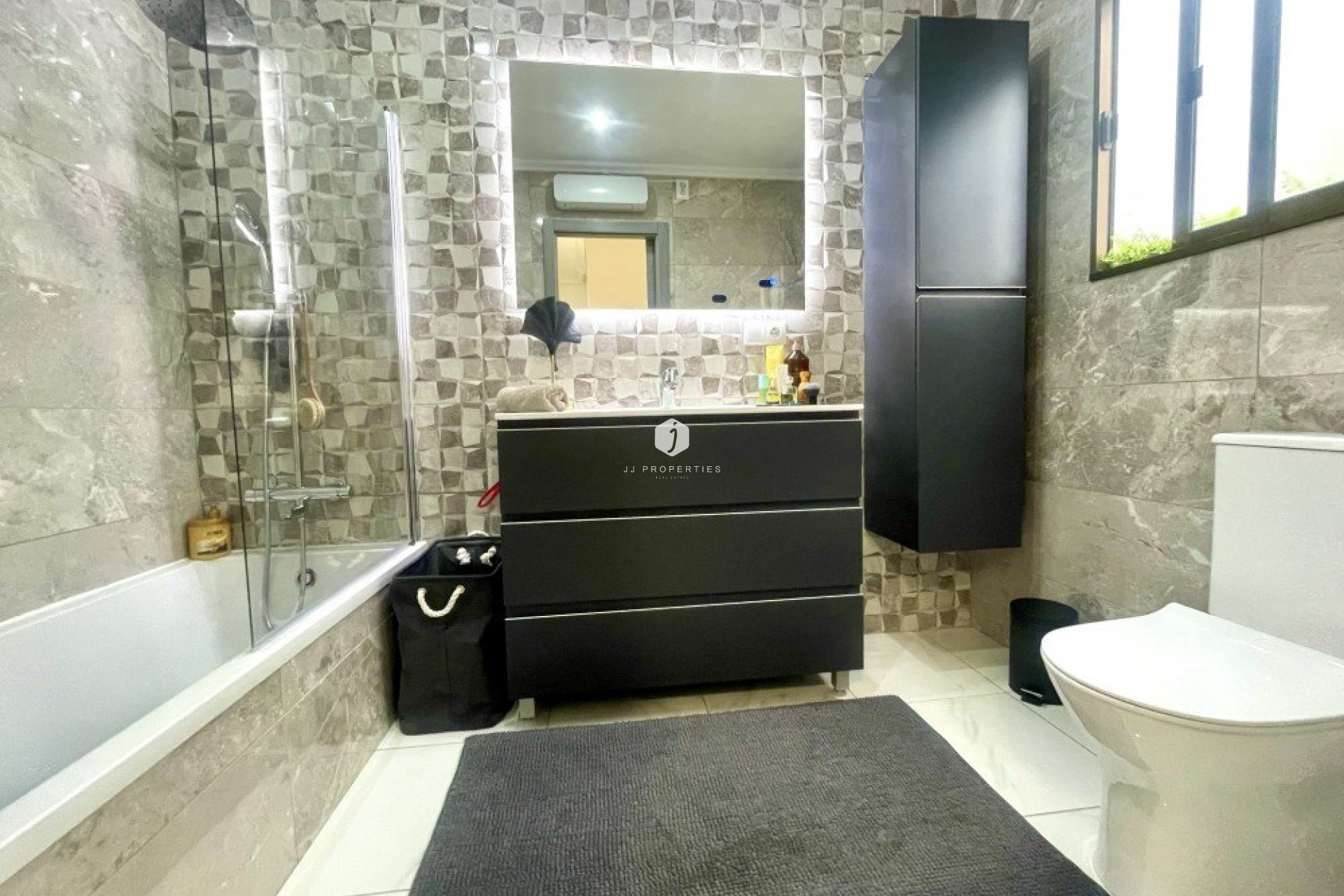 Segunda mano - Apartamento / piso -
Orihuela Costa - Costa Blanca