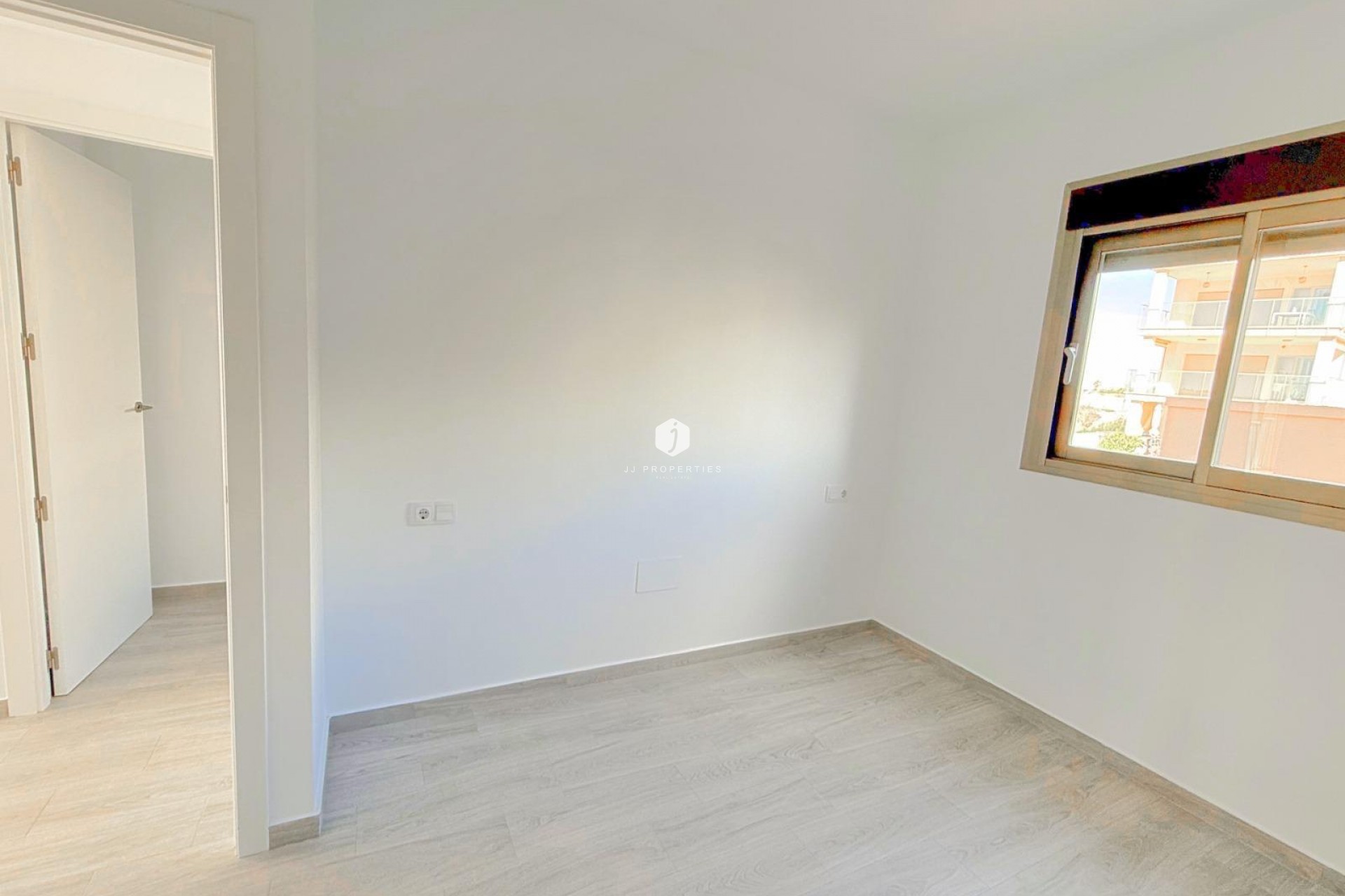 Segunda mano - Apartamento / piso -
Orihuela Costa - La Zenia