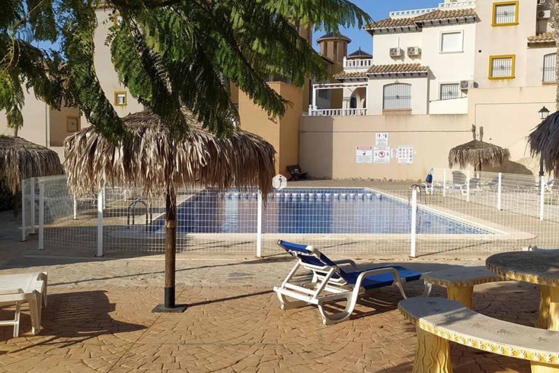 Segunda mano - Apartamento / piso -
Orihuela Costa - LOMAS CABO ROIG