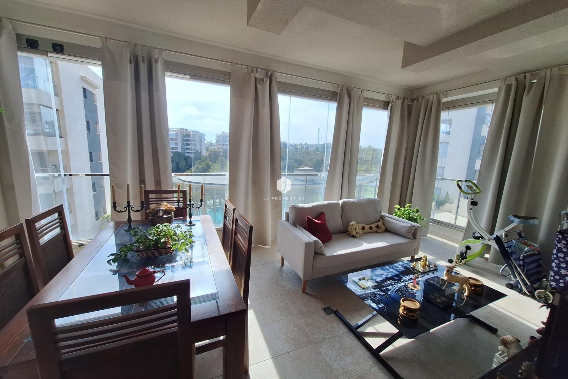 Segunda mano - Apartamento / piso -
Orihuela Costa - Los Dolses