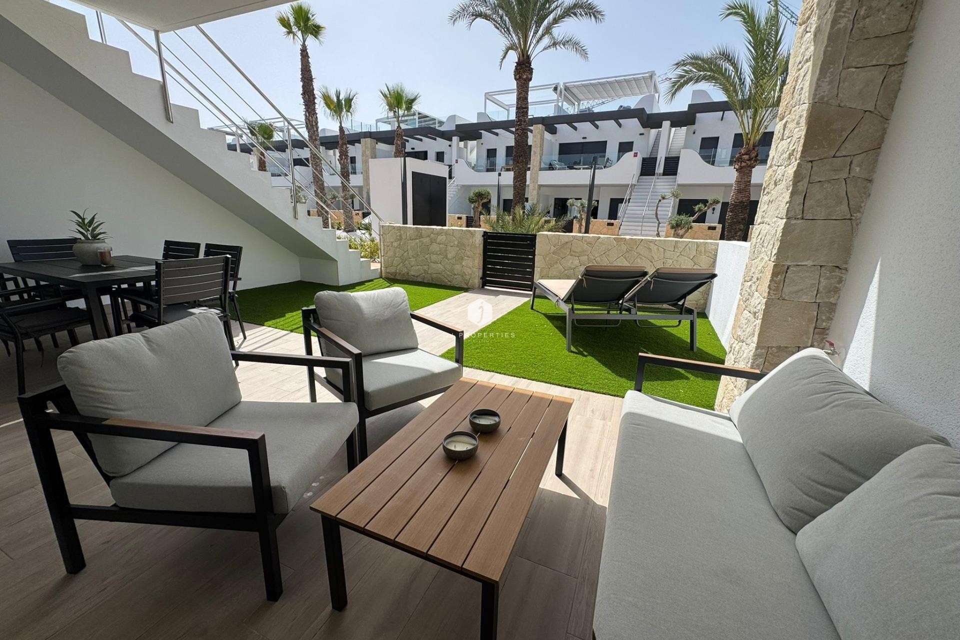 Segunda mano - Apartamento / piso -
Orihuela Costa - Rocio Del Mar