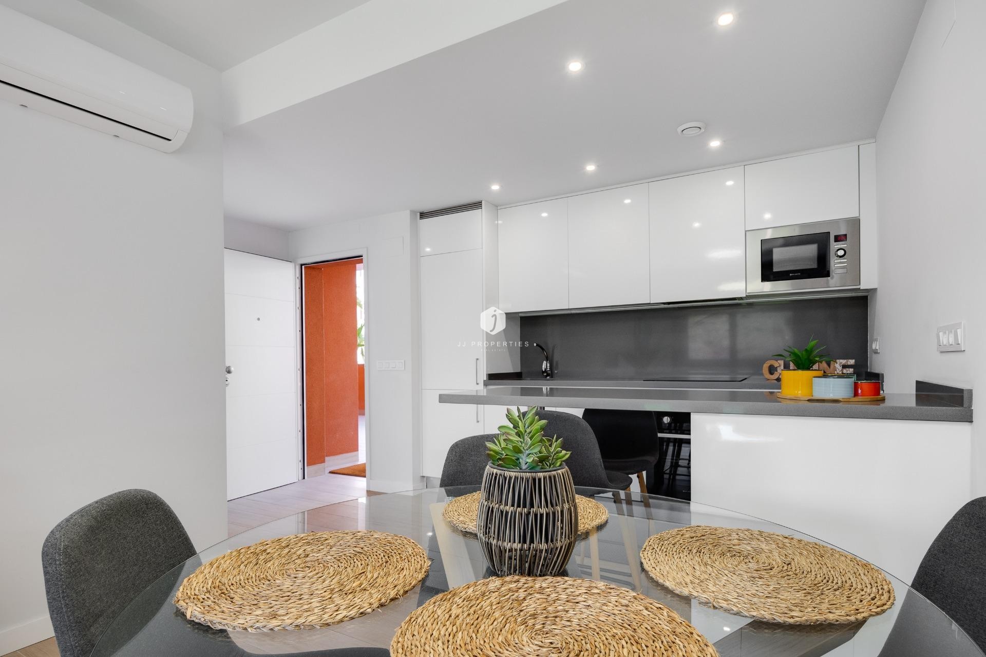 Segunda mano - Apartamento / piso -
Orihuela Costa - Villamartín-las Filipinas