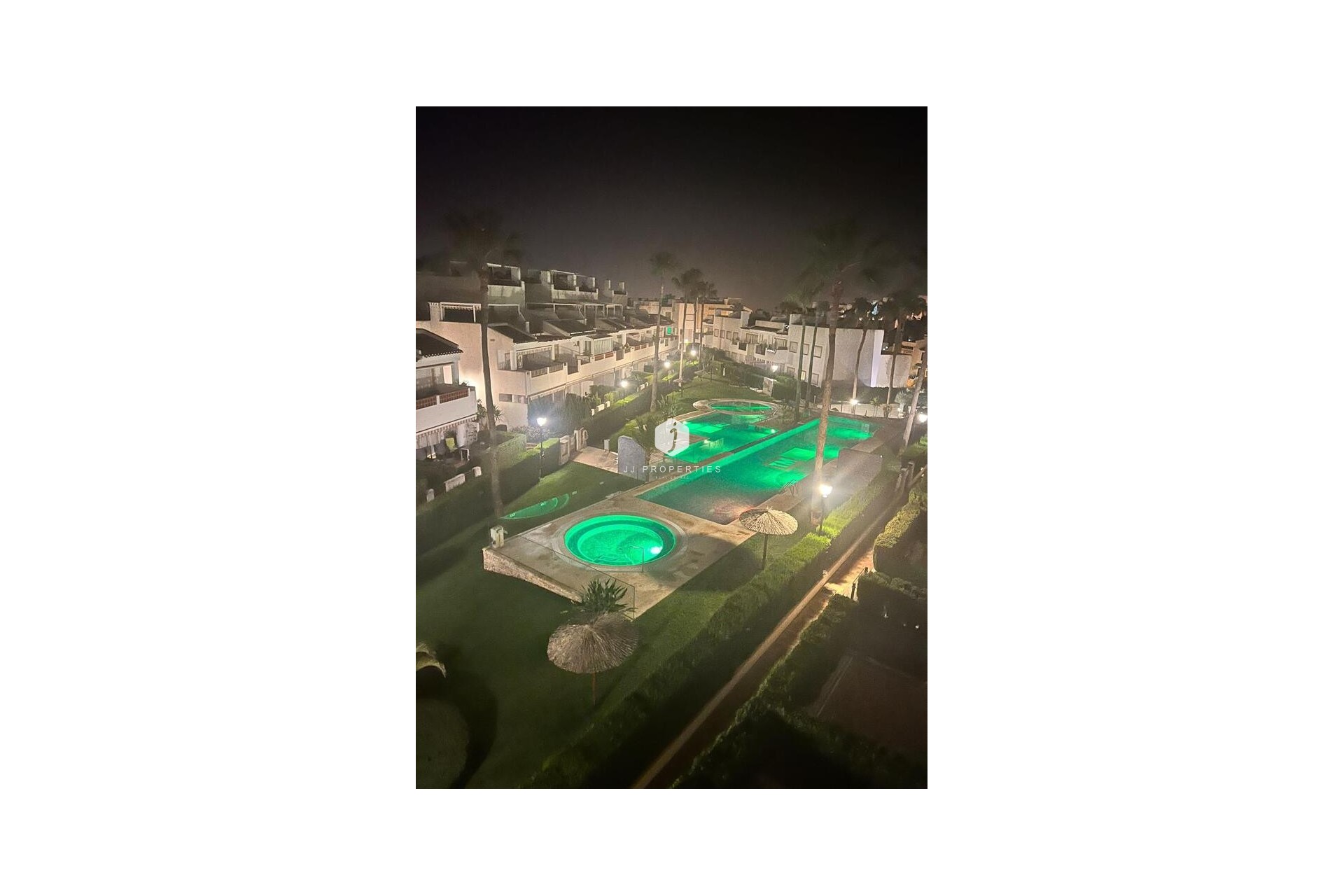 Segunda mano - Apartamento / piso -
Orihuela Costa - Villamartín