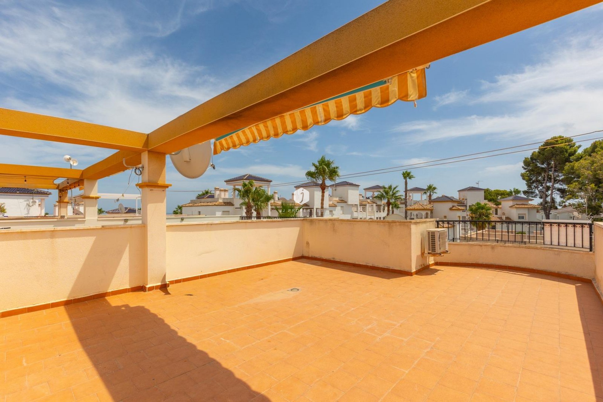 Segunda mano - Apartamento / piso -
Orihuela Costa - Villamartín