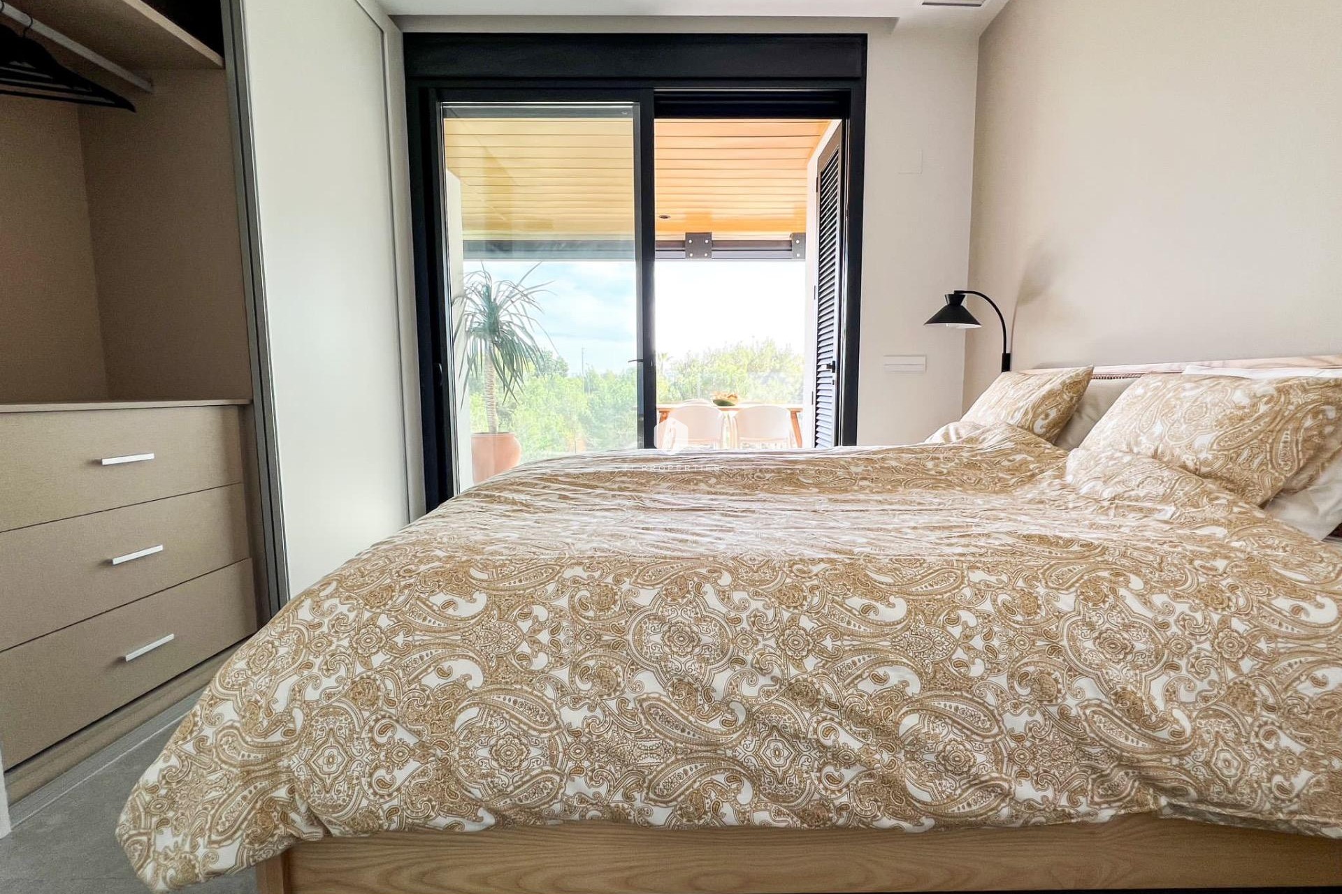 Segunda mano - Apartamento / piso -
Orihuela Costa