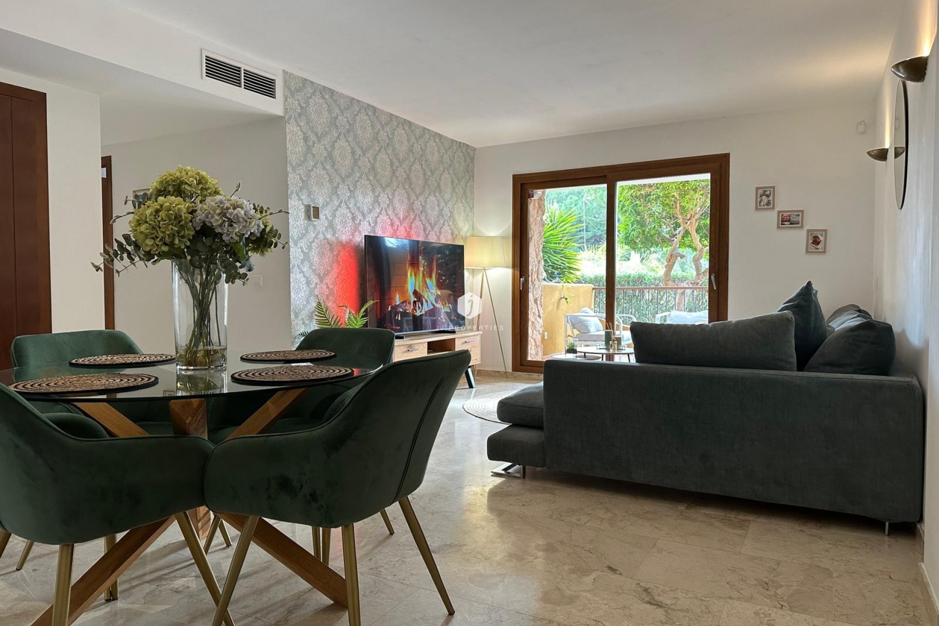 Segunda mano - Apartamento / piso -
Punta Prima - Costa Blanca