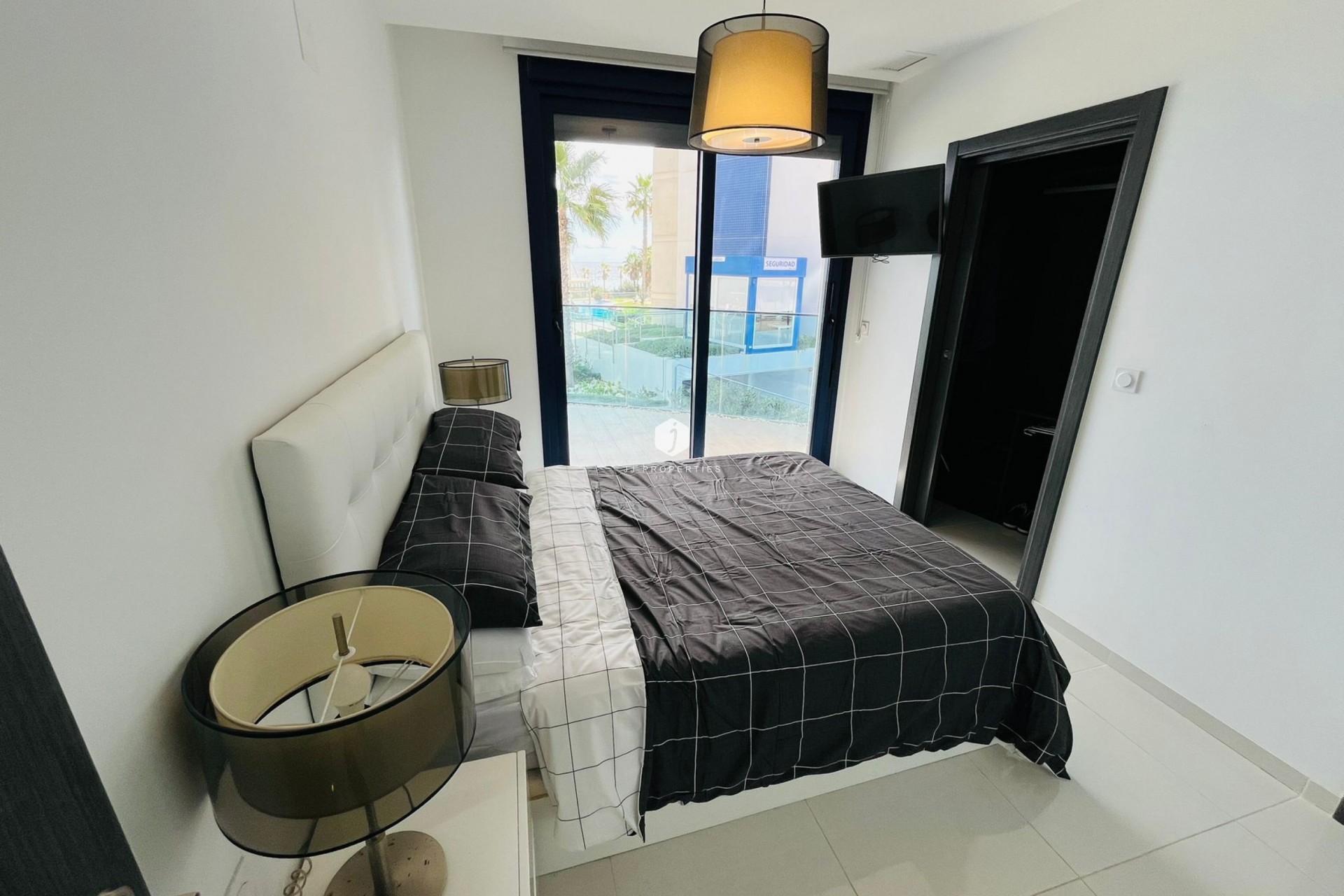 Segunda mano - Apartamento / piso -
Punta Prima - Costa Blanca