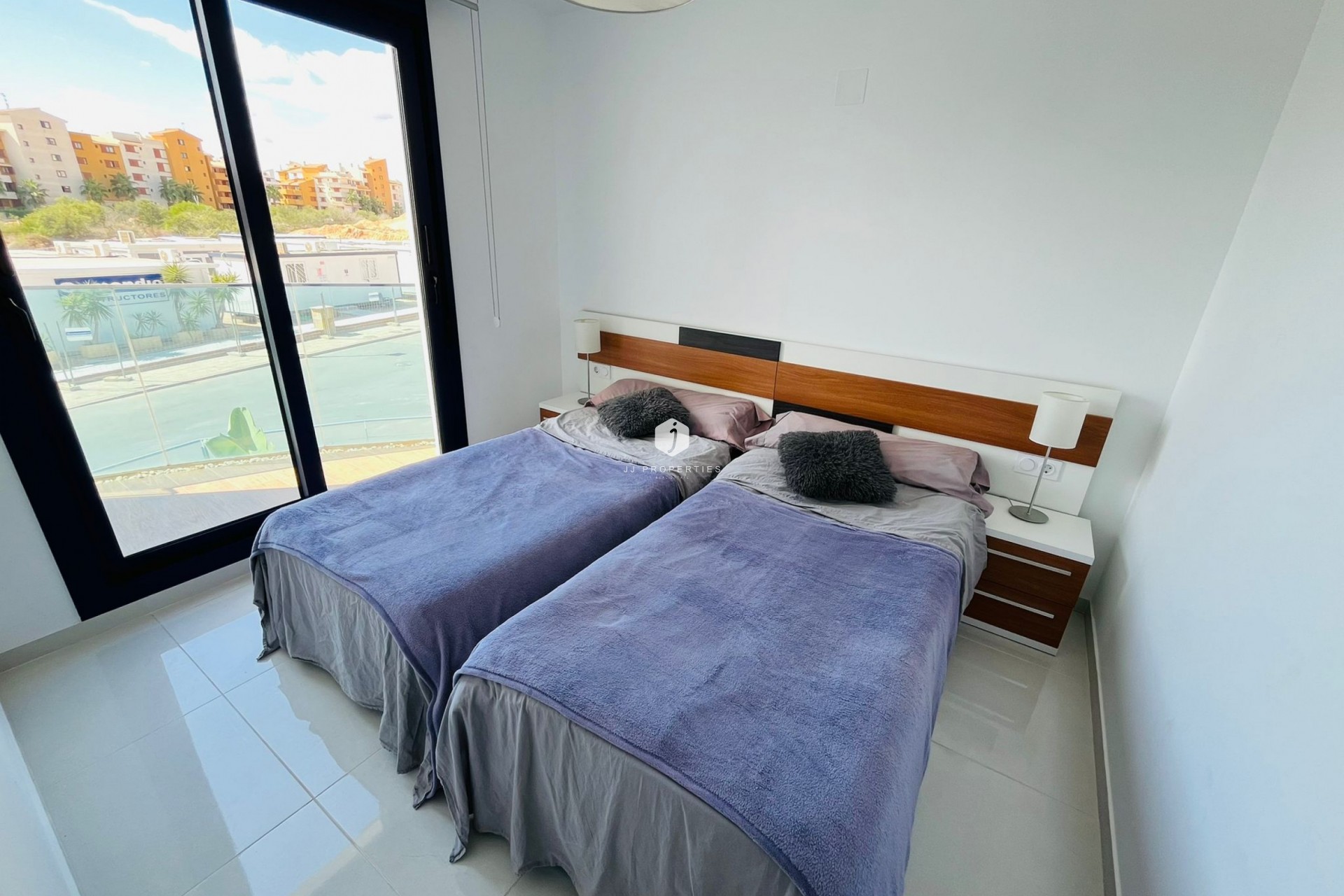 Segunda mano - Apartamento / piso -
Punta Prima - Costa Blanca