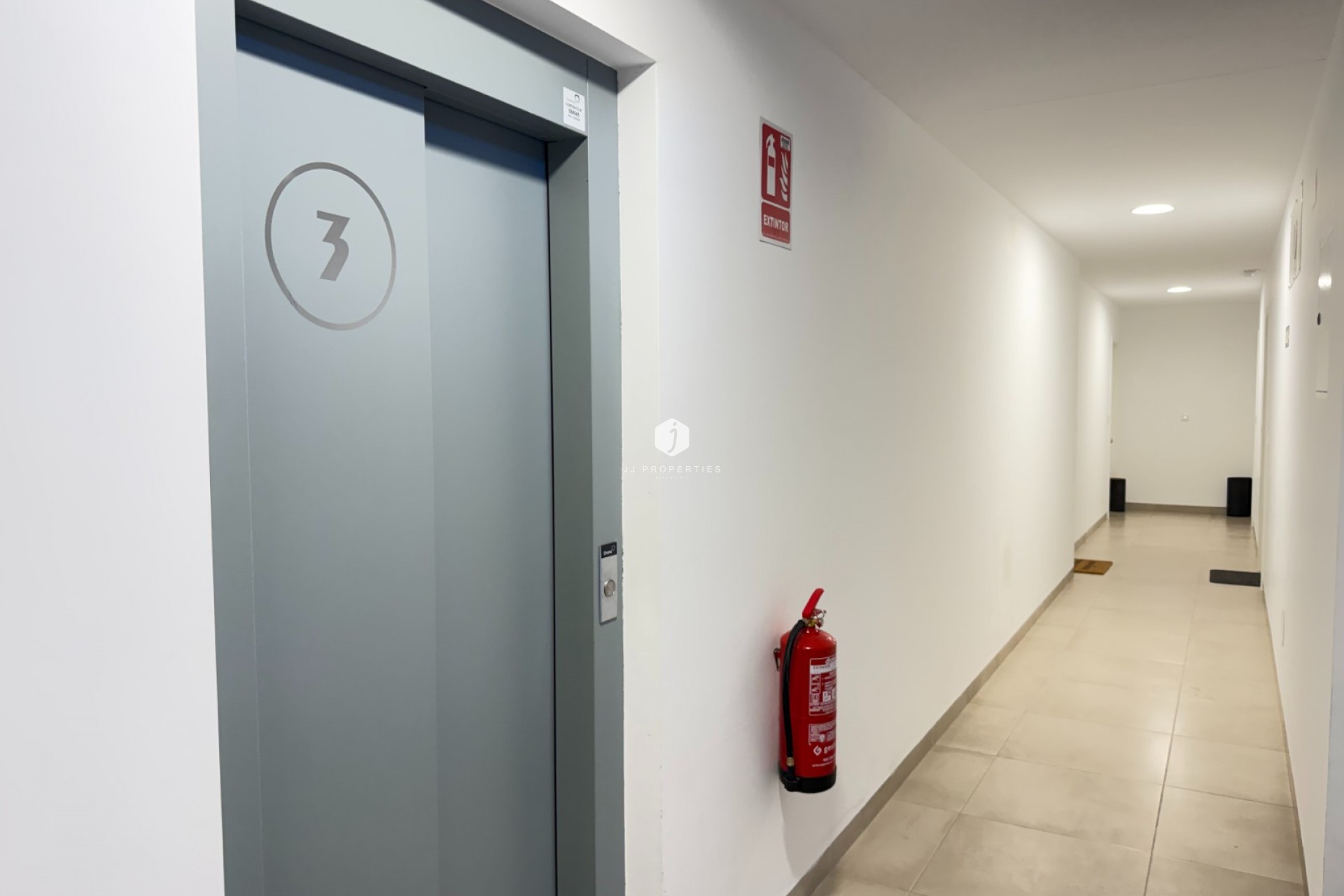 Segunda mano - Apartamento / piso -
San Miguel de Salinas - Inland