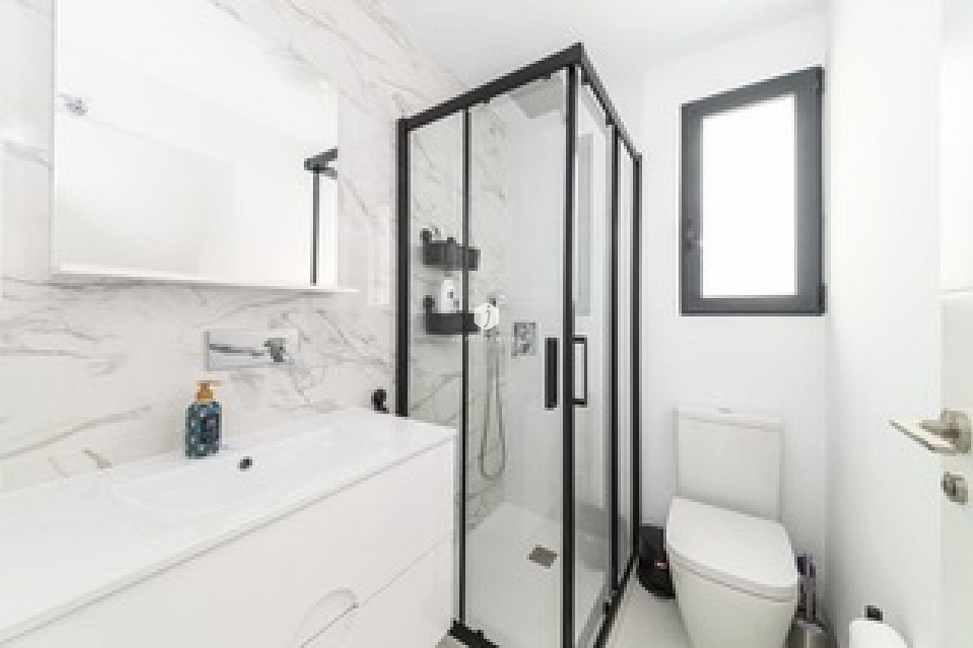 Segunda mano - Apartamento / piso -
San Miguel de Salinas - Inland