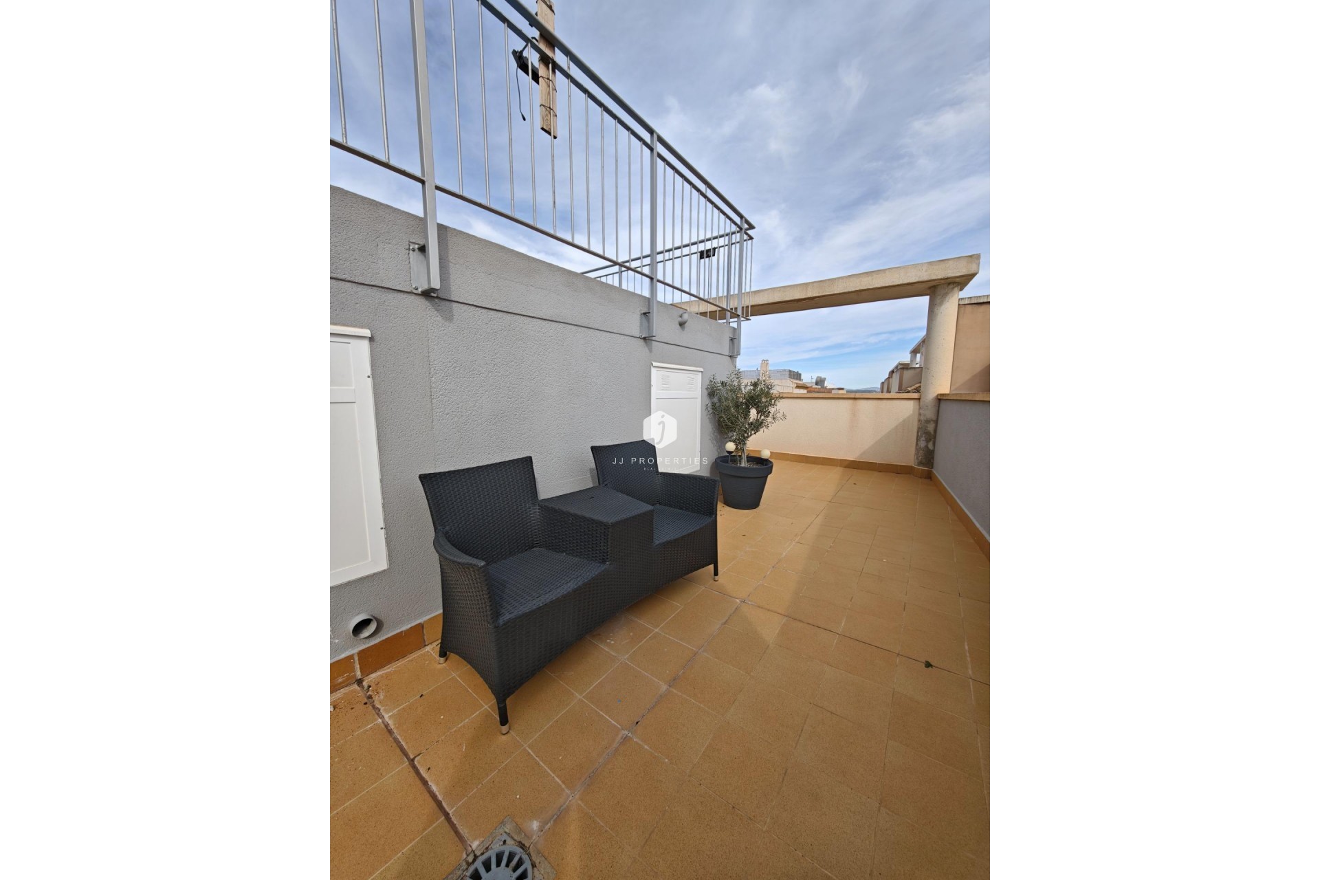 Segunda mano - Apartamento / piso -
San Miguel de Salinas