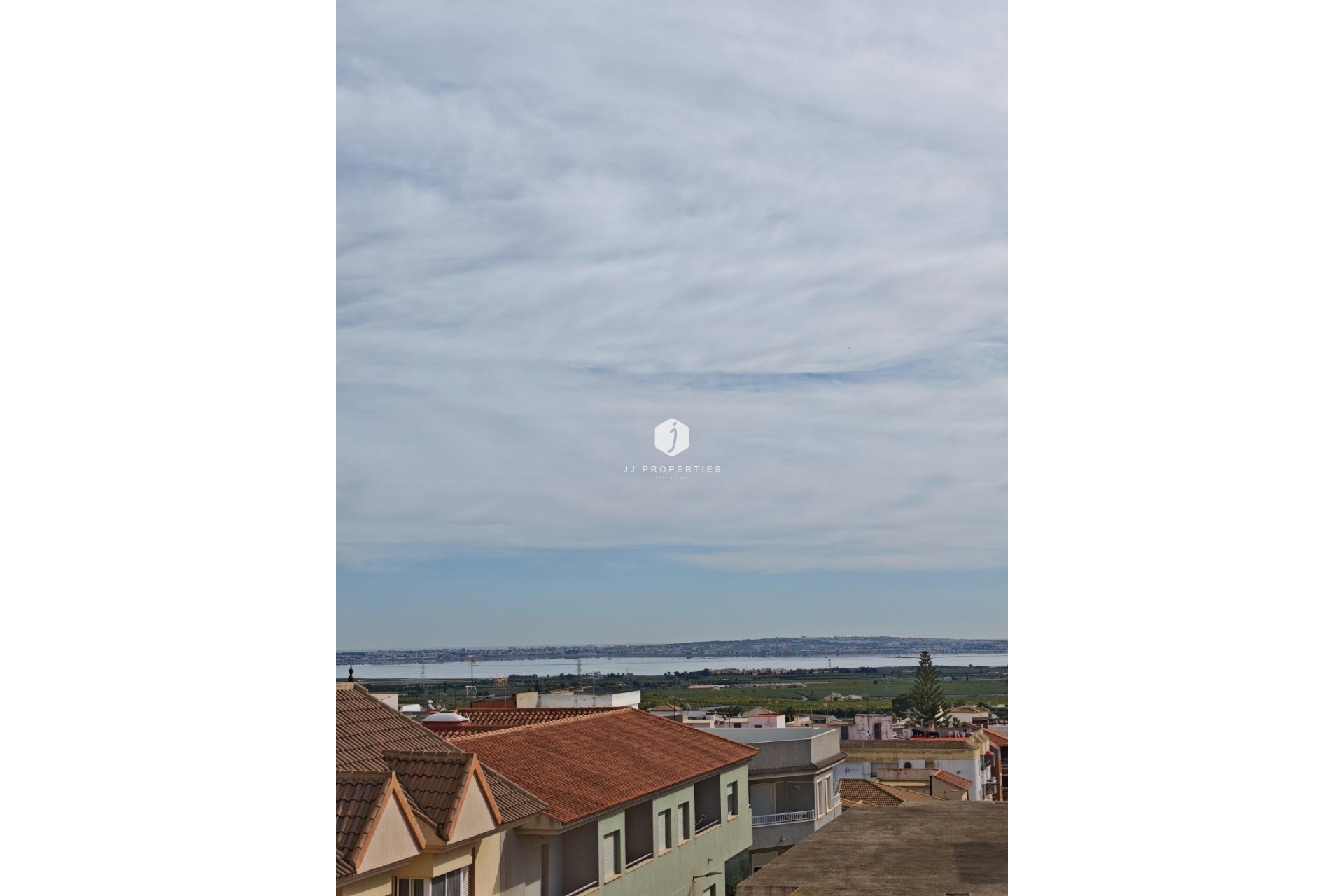Segunda mano - Apartamento / piso -
San Miguel de Salinas