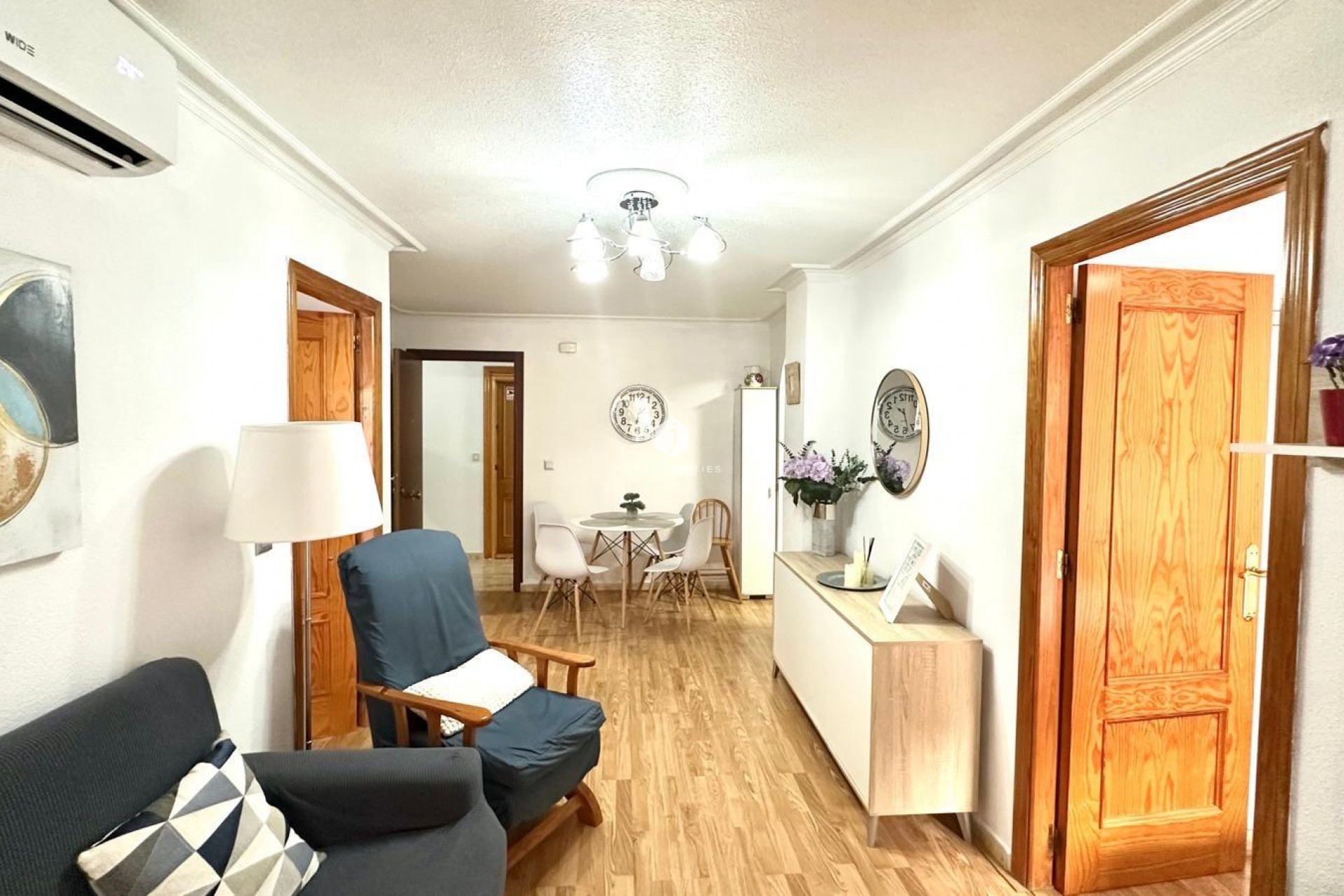 Segunda mano - Apartamento / piso -
Torrevieja - Acequion