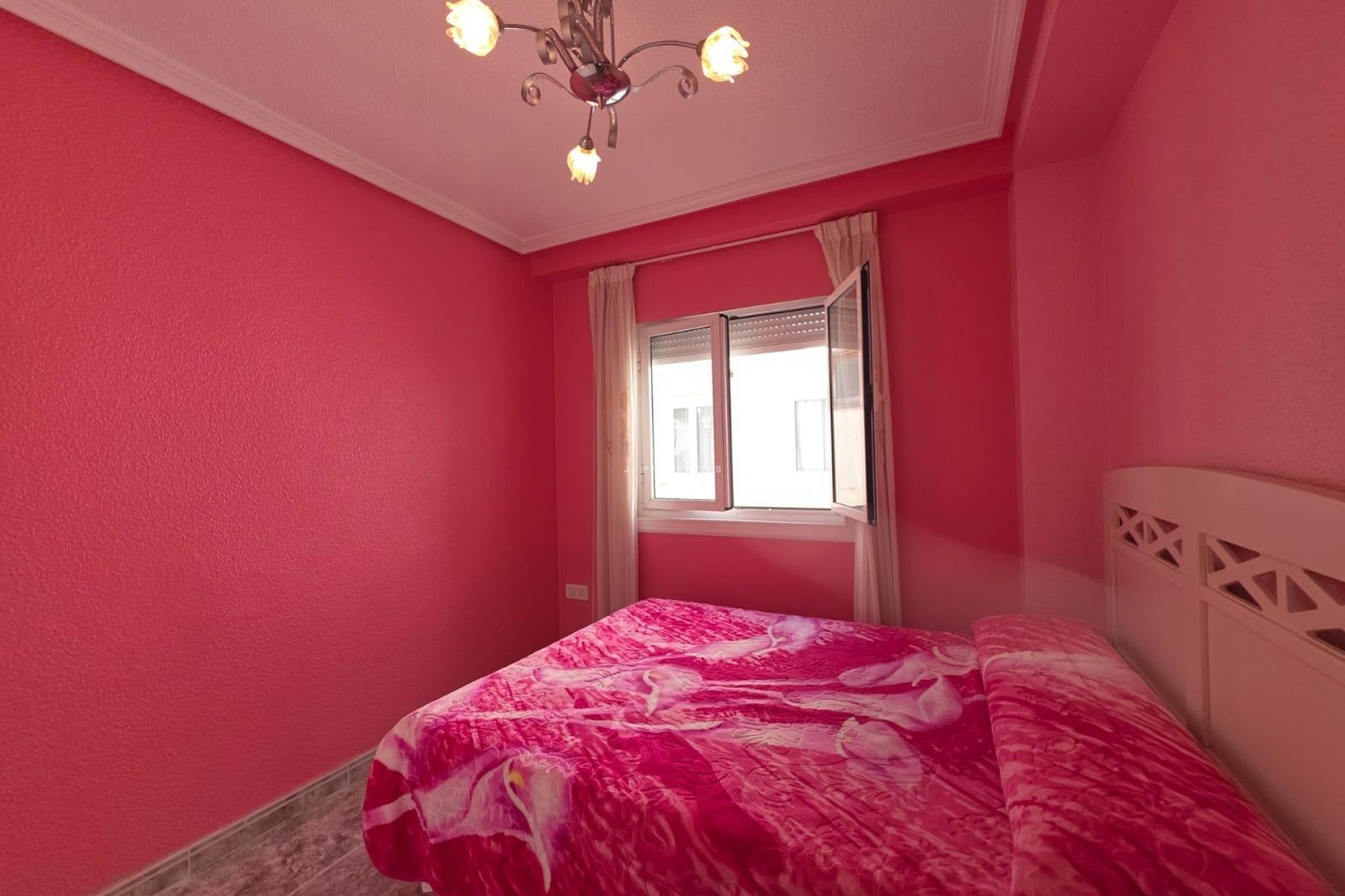 Segunda mano - Apartamento / piso -
Torrevieja - Acequion