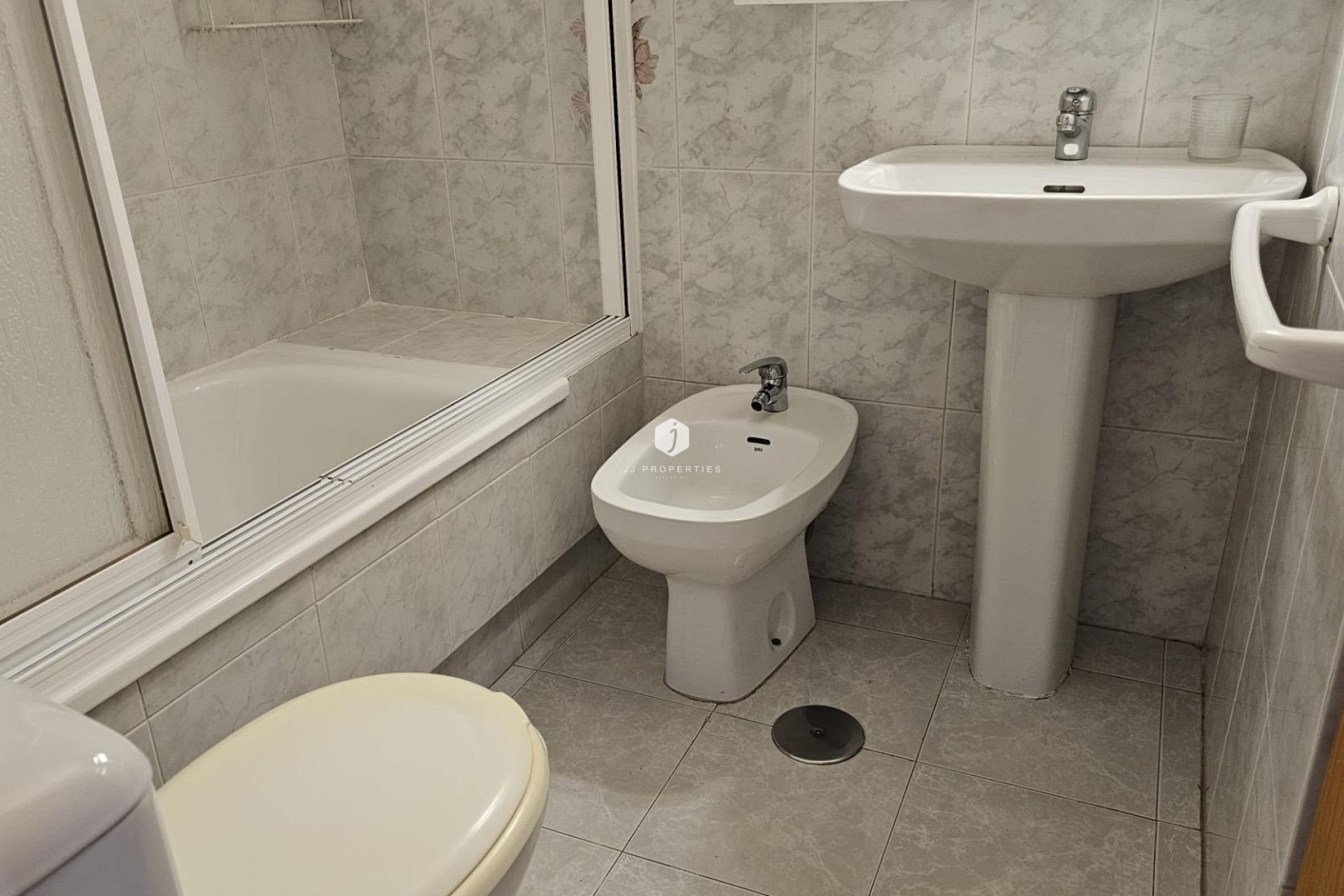 Segunda mano - Apartamento / piso -
Torrevieja - Acequion