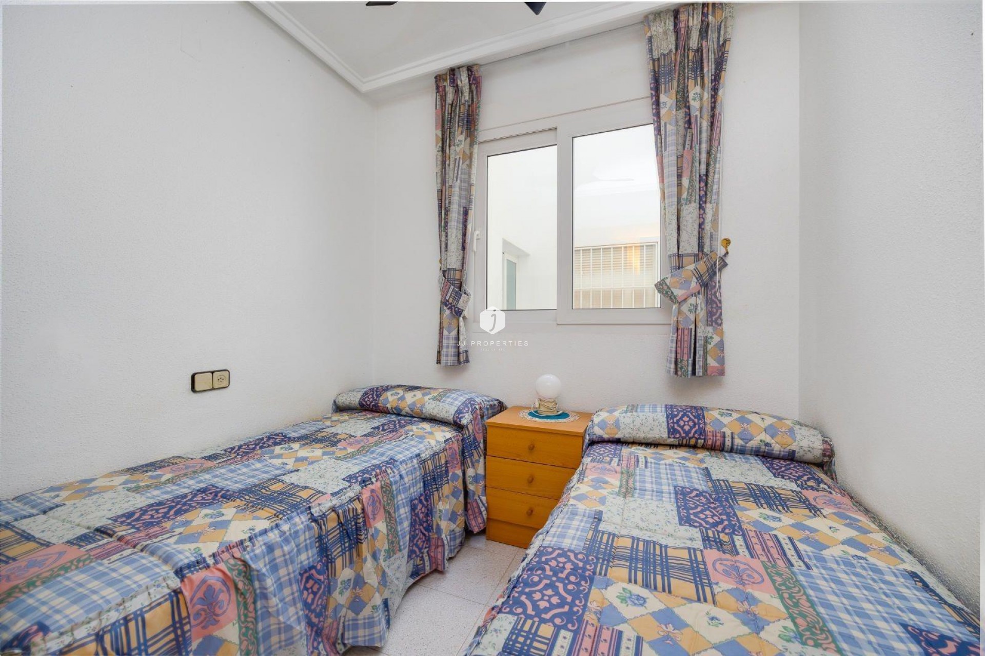 Segunda mano - Apartamento / piso -
Torrevieja - Acequion