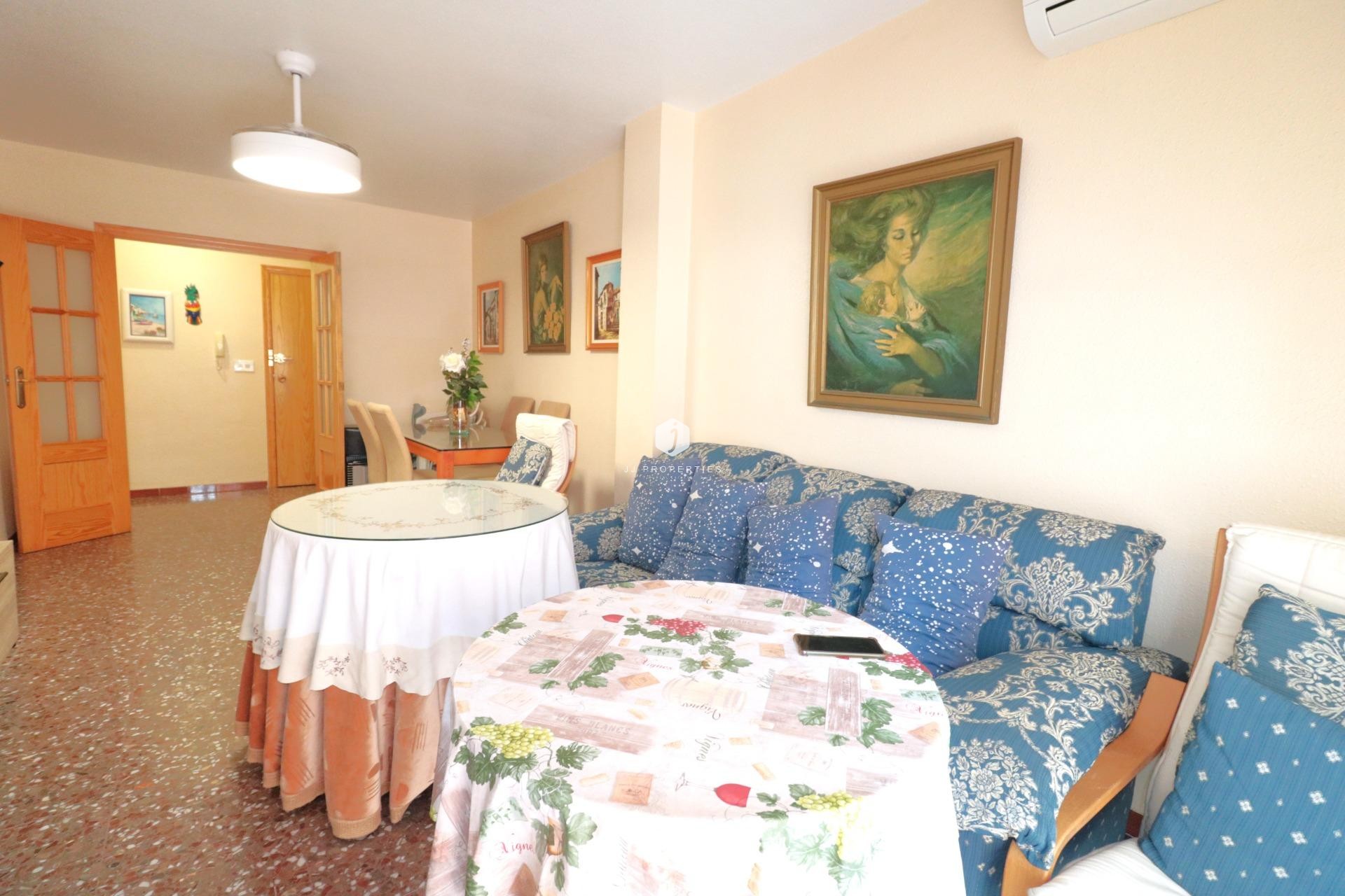 Segunda mano - Apartamento / piso -
Torrevieja - Acequion