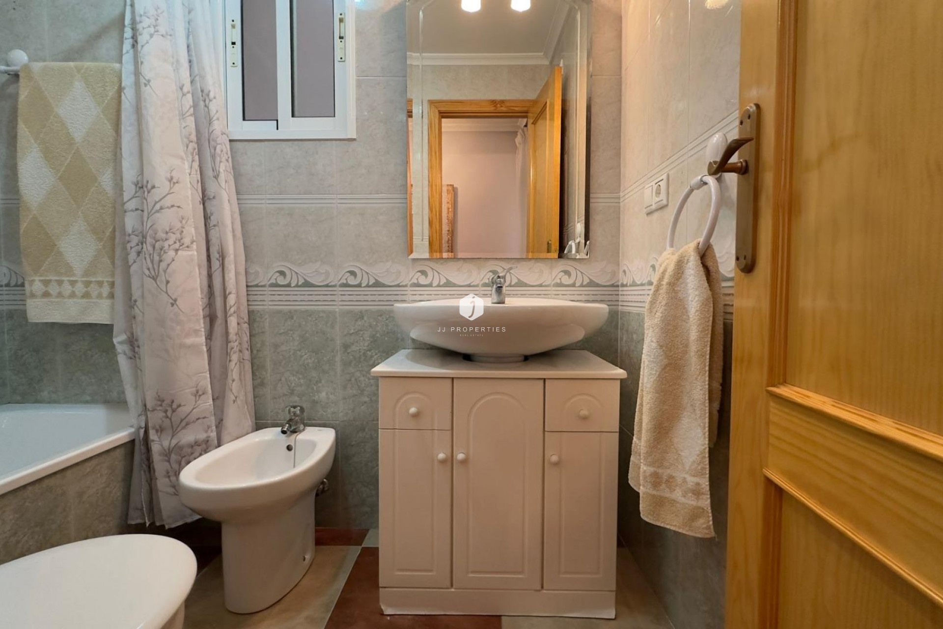 Segunda mano - Apartamento / piso -
Torrevieja - Acequion
