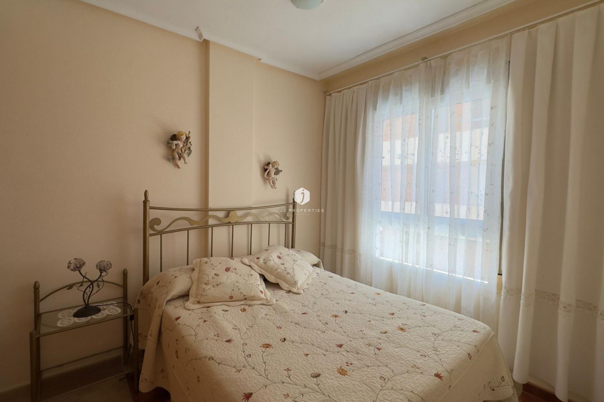 Segunda mano - Apartamento / piso -
Torrevieja - Acequion