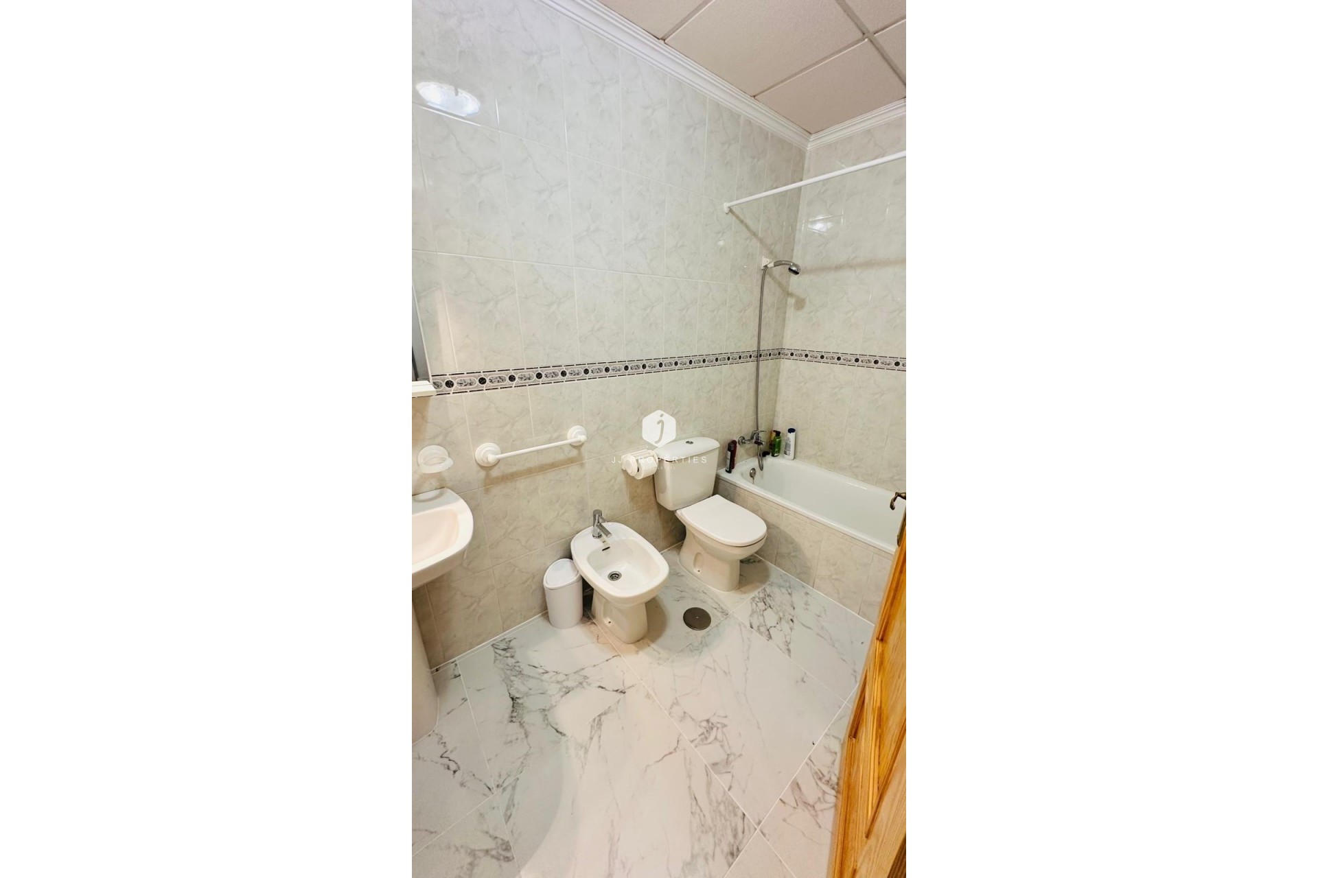 Segunda mano - Apartamento / piso -
Torrevieja - Acequion