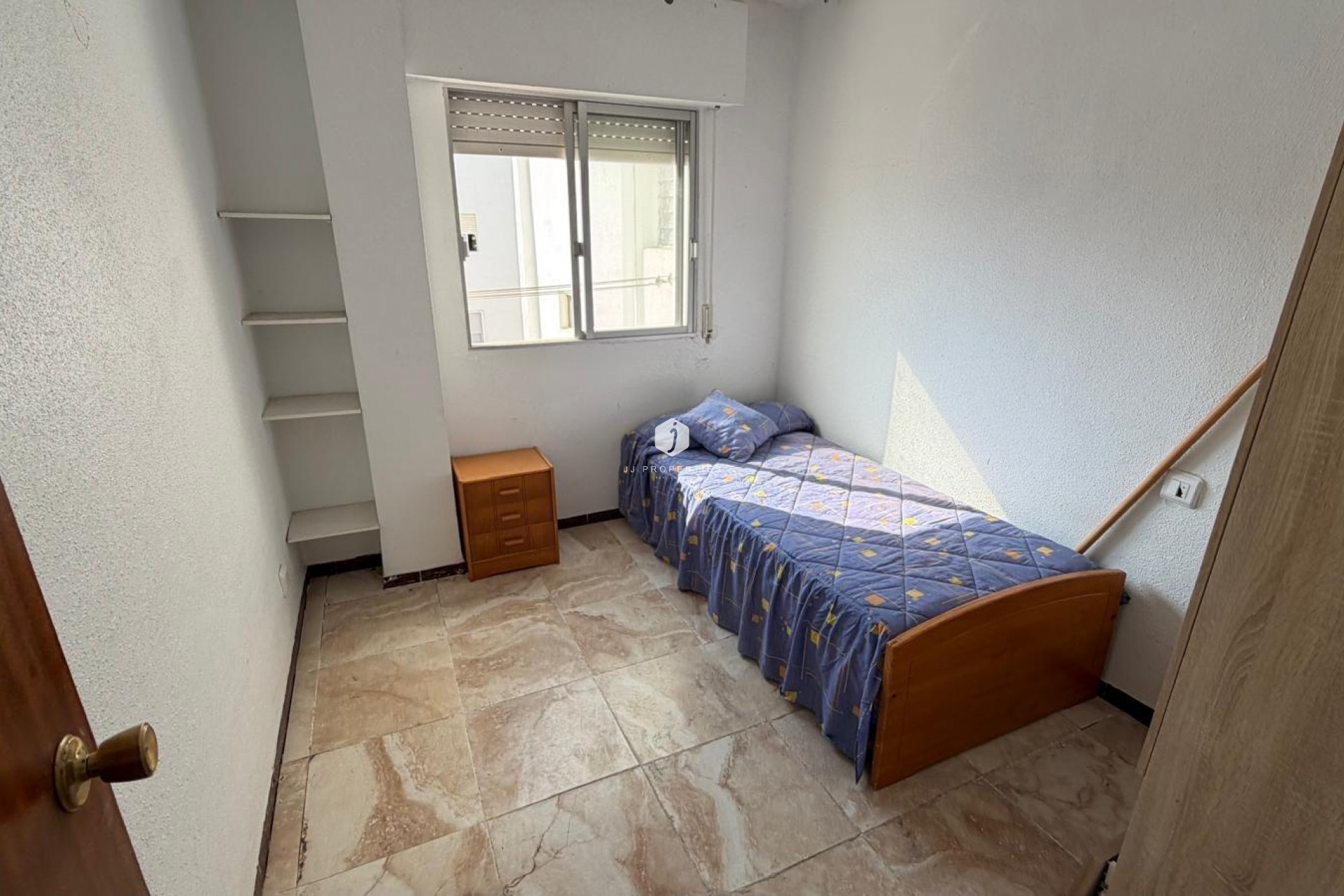 Segunda mano - Apartamento / piso -
Torrevieja - Acequion