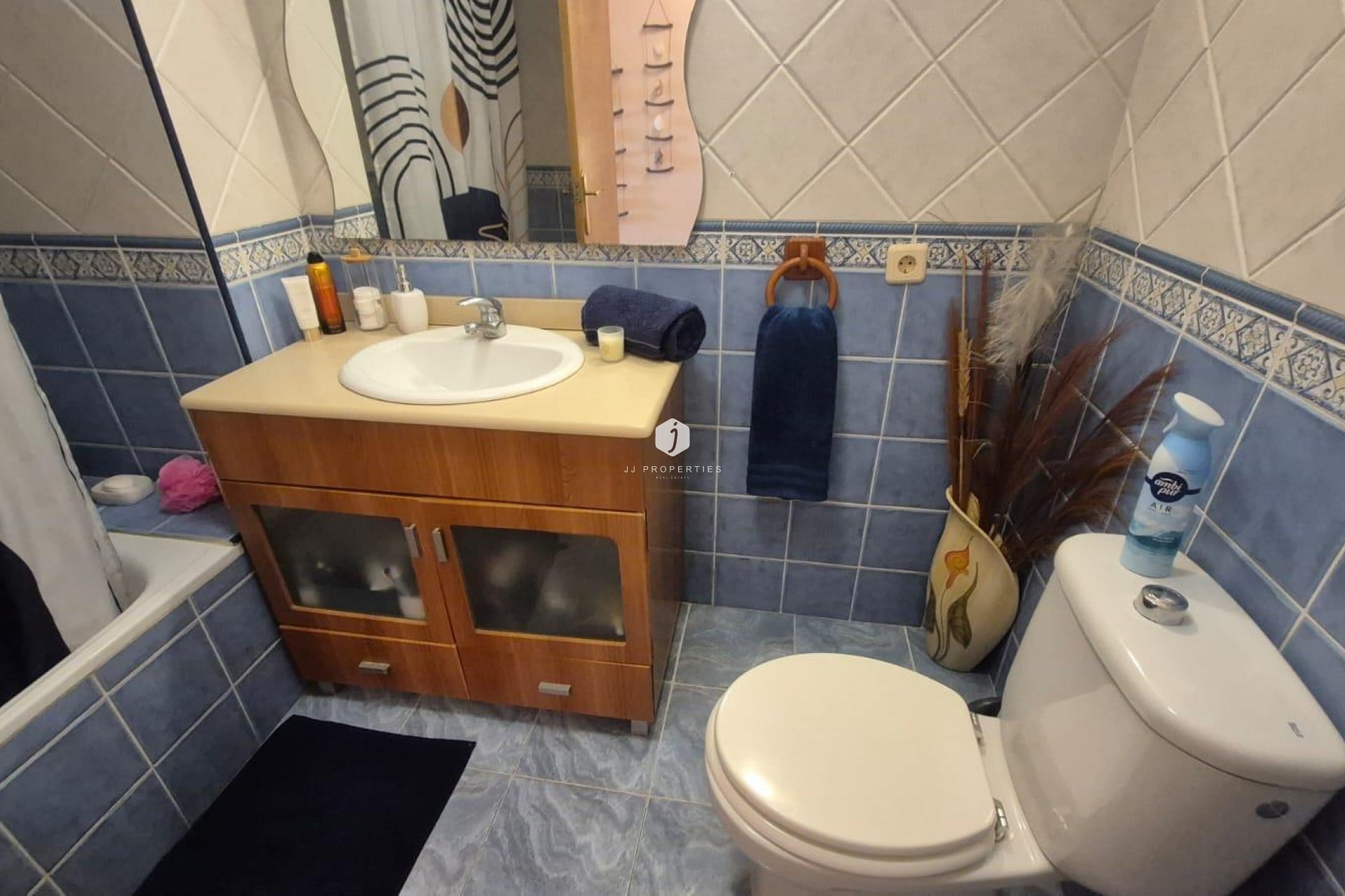 Segunda mano - Apartamento / piso -
Torrevieja - Acequion