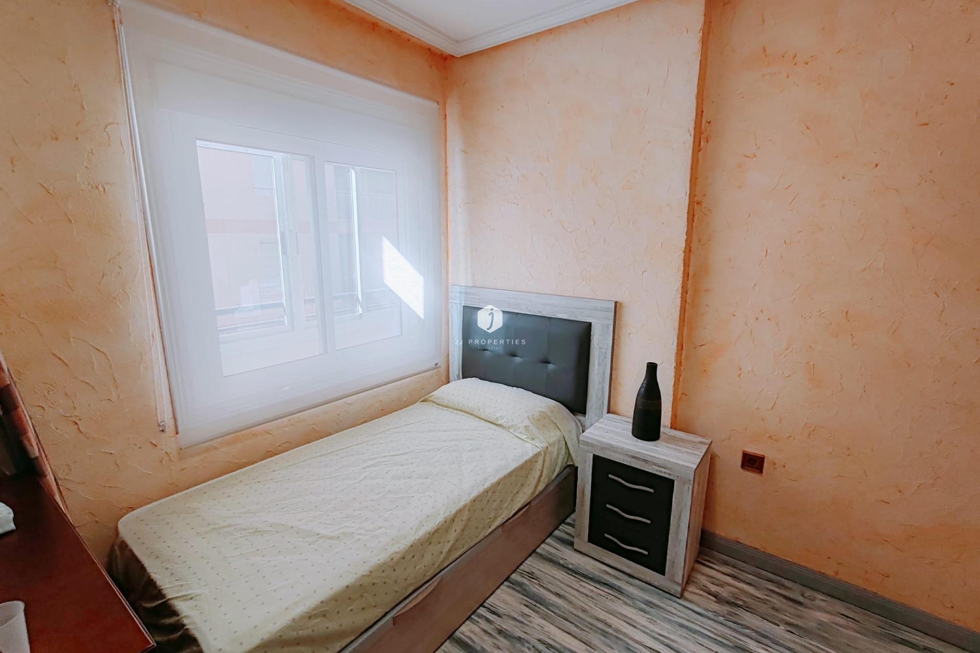 Segunda mano - Apartamento / piso -
Torrevieja - Acequion